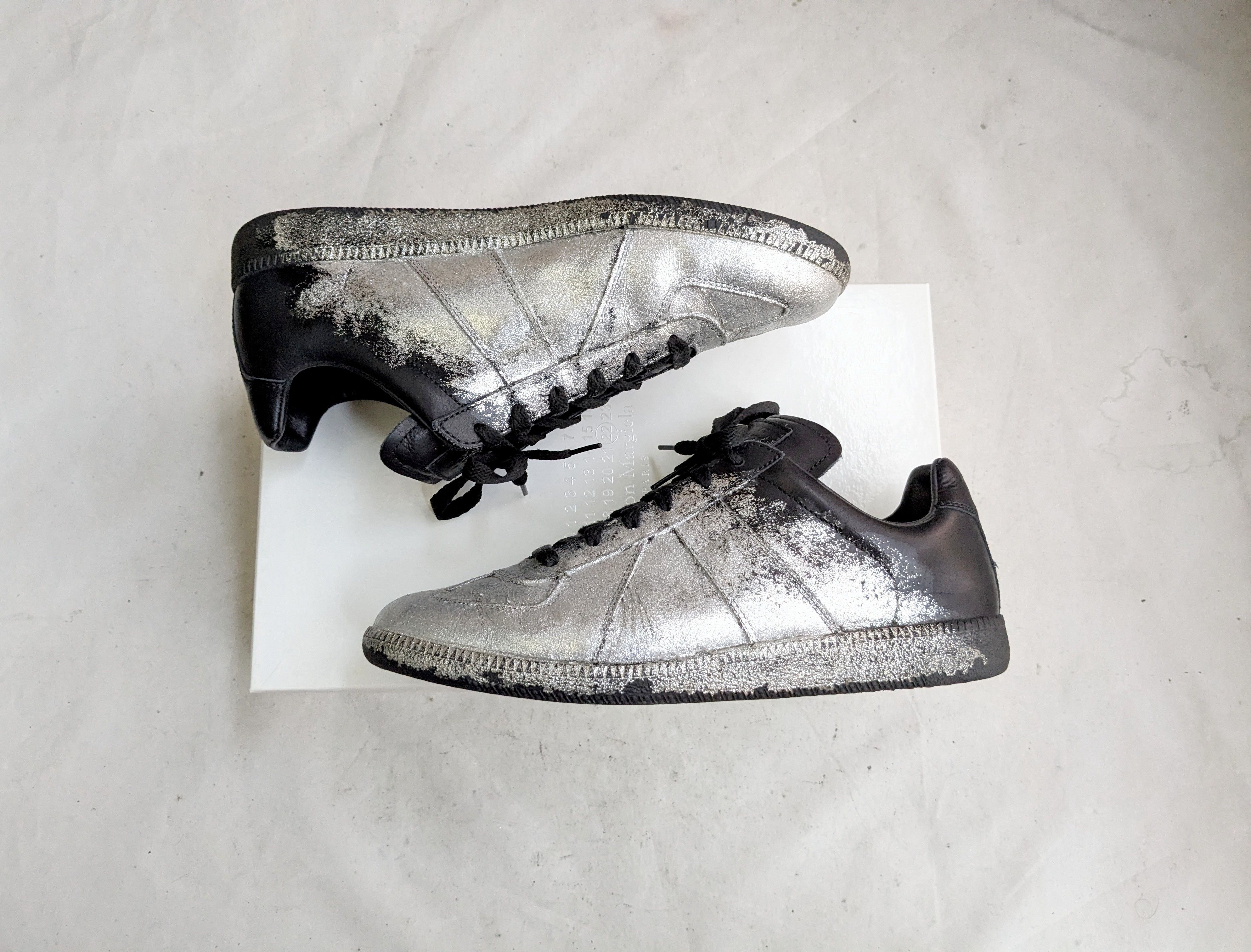 Maison Margiela Maison Margiela Replica GAT Black Silver 9 42 Low Tops Size US 9 / EU 42 - 1 Thumbnail