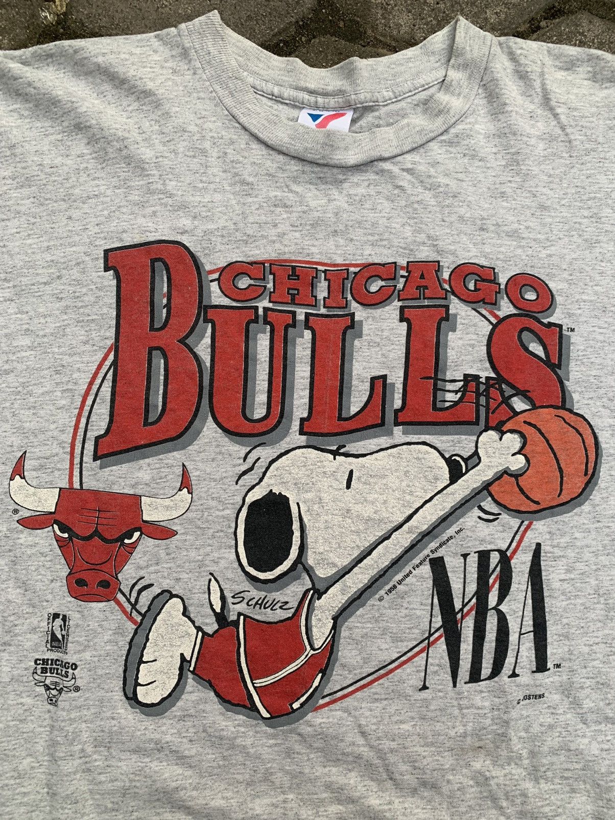 Other 90s chicago bulls nba snoopy tshirt and short pants one set Size US L / EU 52-54 / 3 - 3 Thumbnail