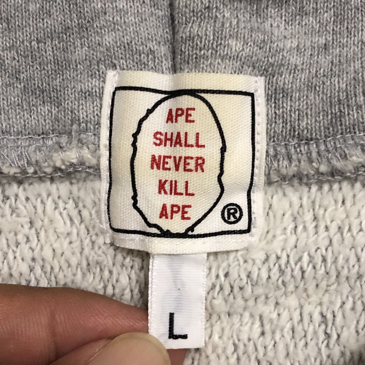 Bape OG VINTAGE 2005 BAPE Spell Out Hoodie Size US L / EU 52-54 / 3 - 14 Thumbnail