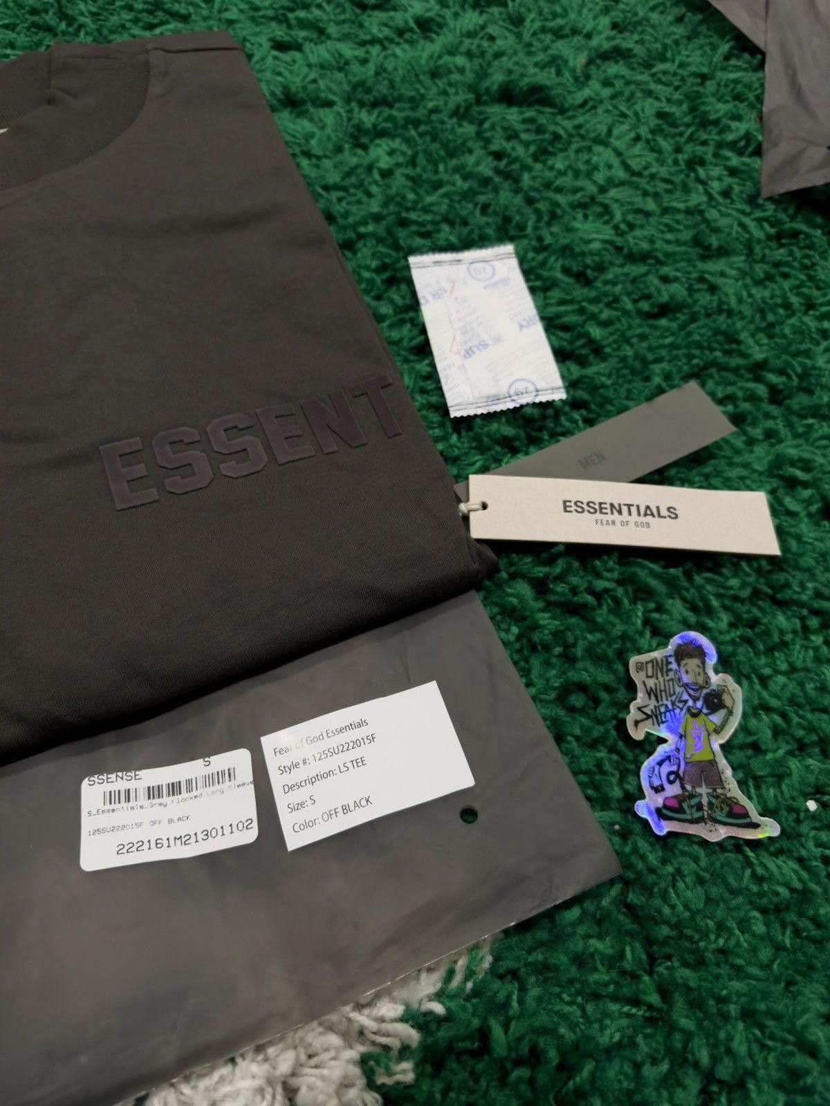 Fear of God Fear of God Essentials L/S Tee Off Black Size Small Size US S / EU 44-46 / 1 - 7 Thumbnail