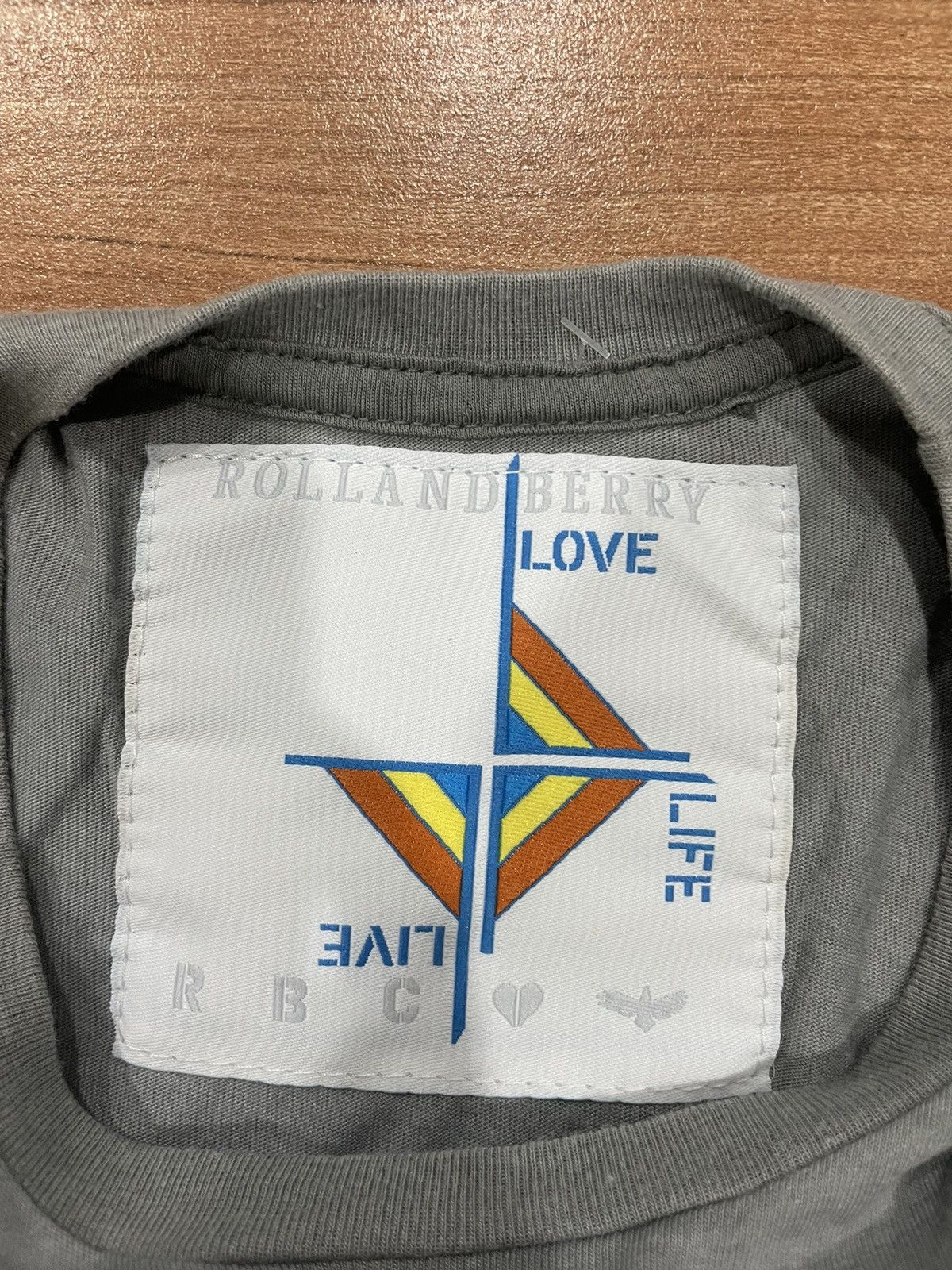 Other Rolland Berry Colur Love Life Tshirt Size M / US 6-8 / IT 42-44 - 3 Thumbnail