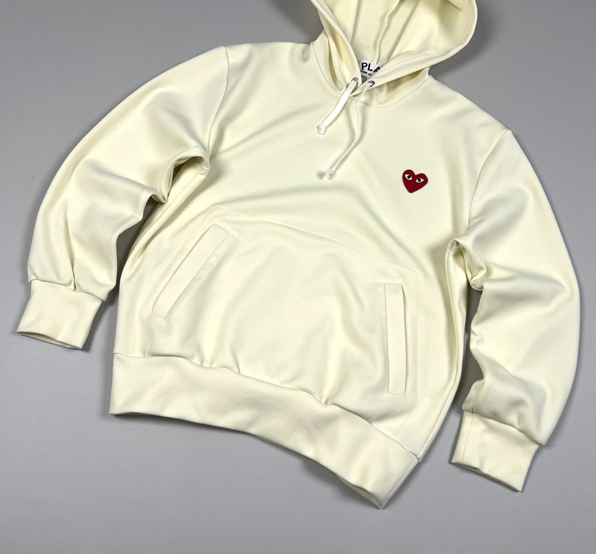 Comme des Garcons × Japanese Brand Auth Men’s PLAY Comme des Garçons Logo Beige Hoodie Size S/M Size US M / EU 48-50 / 2 - 7 Thumbnail