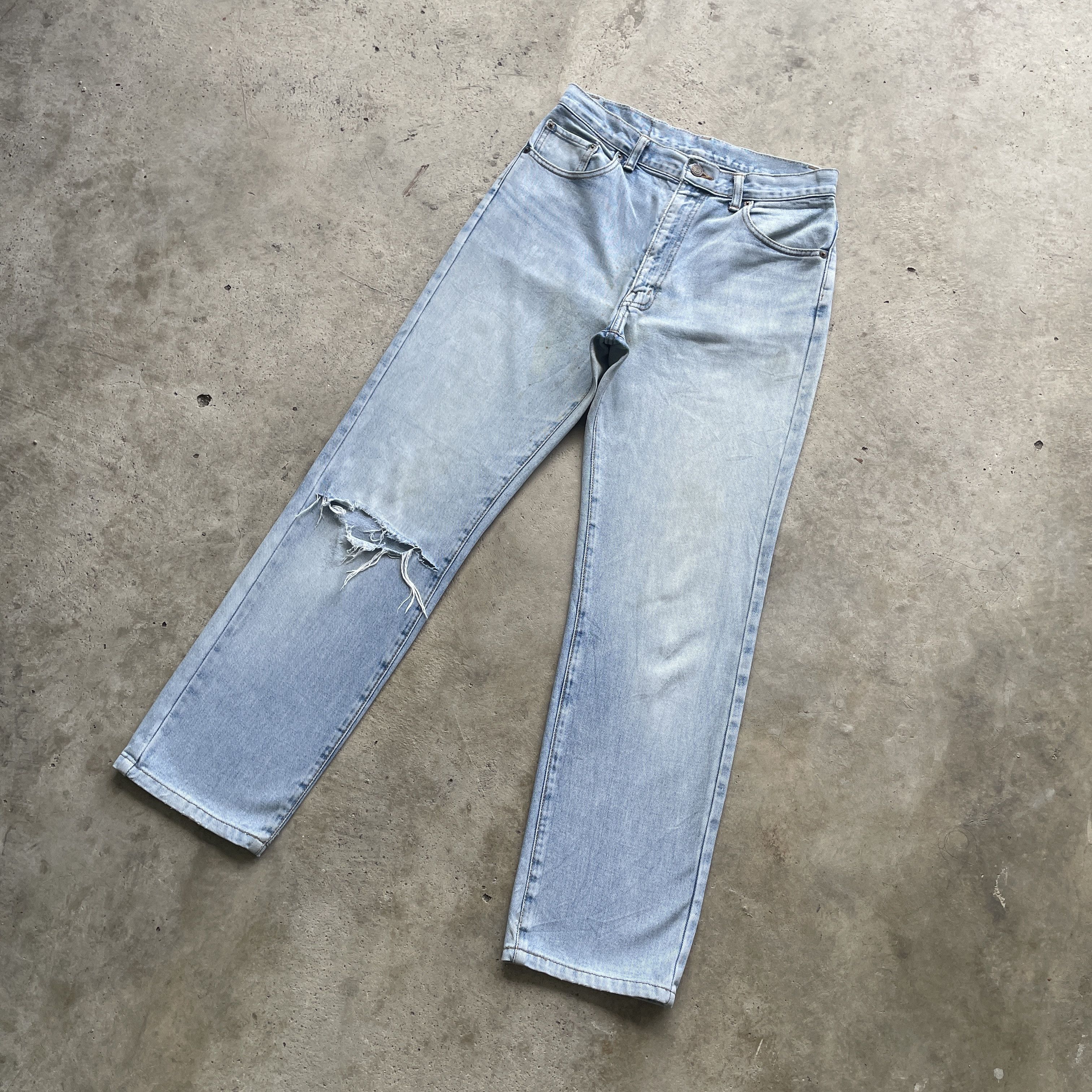 Japanese Brand VINTAGE JAPAN RIPPED JEANS WASH DENIM DISTRESSED PANTS W30 Size US 30 / EU 46 - 1 Thumbnail