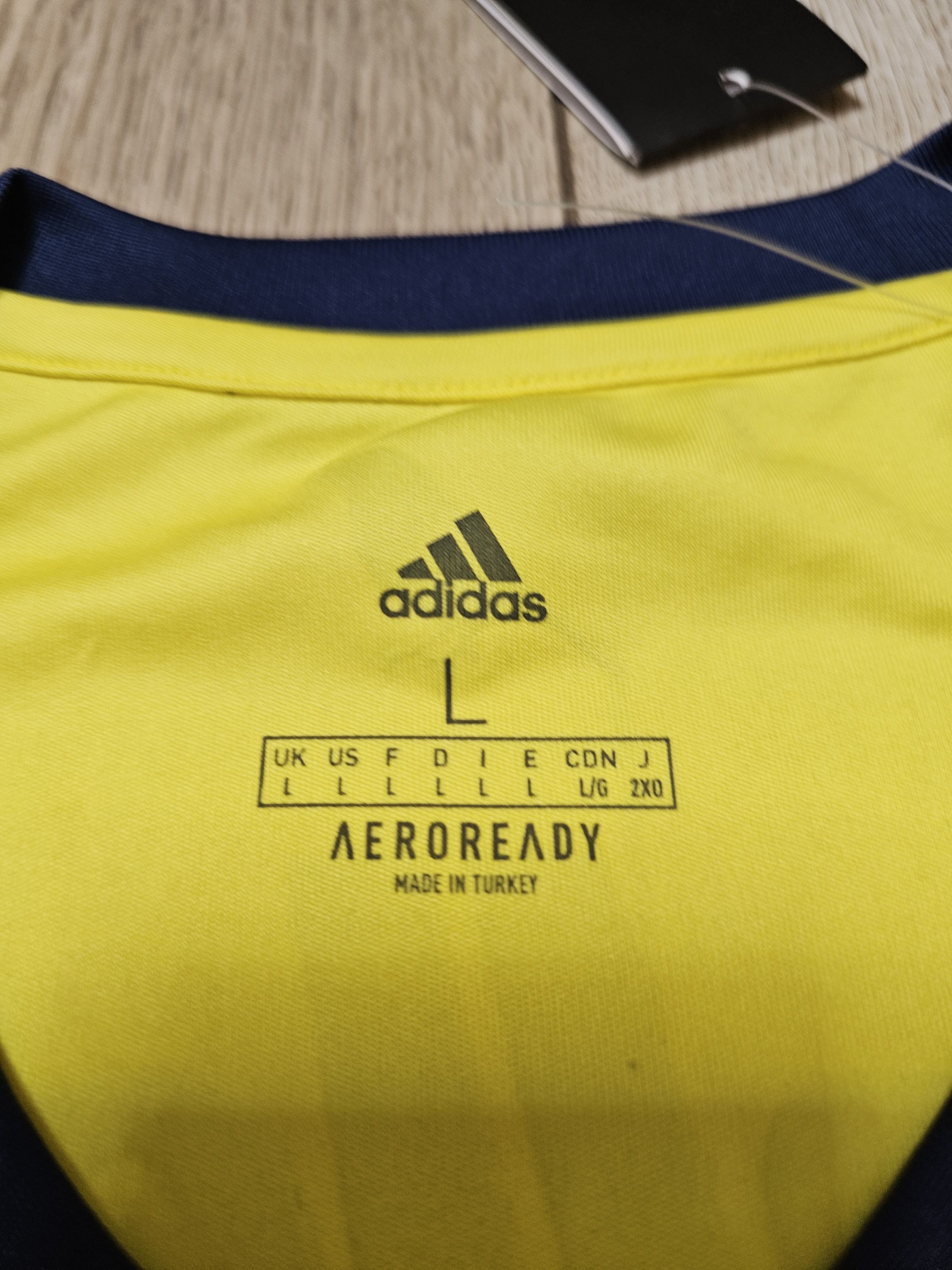 Adidas FENERBAHCE 2020 2021 HOME FOOTBALL SHIRT SOCCER JERSEY Size US L / EU 52-54 / 3 - 8 Thumbnail