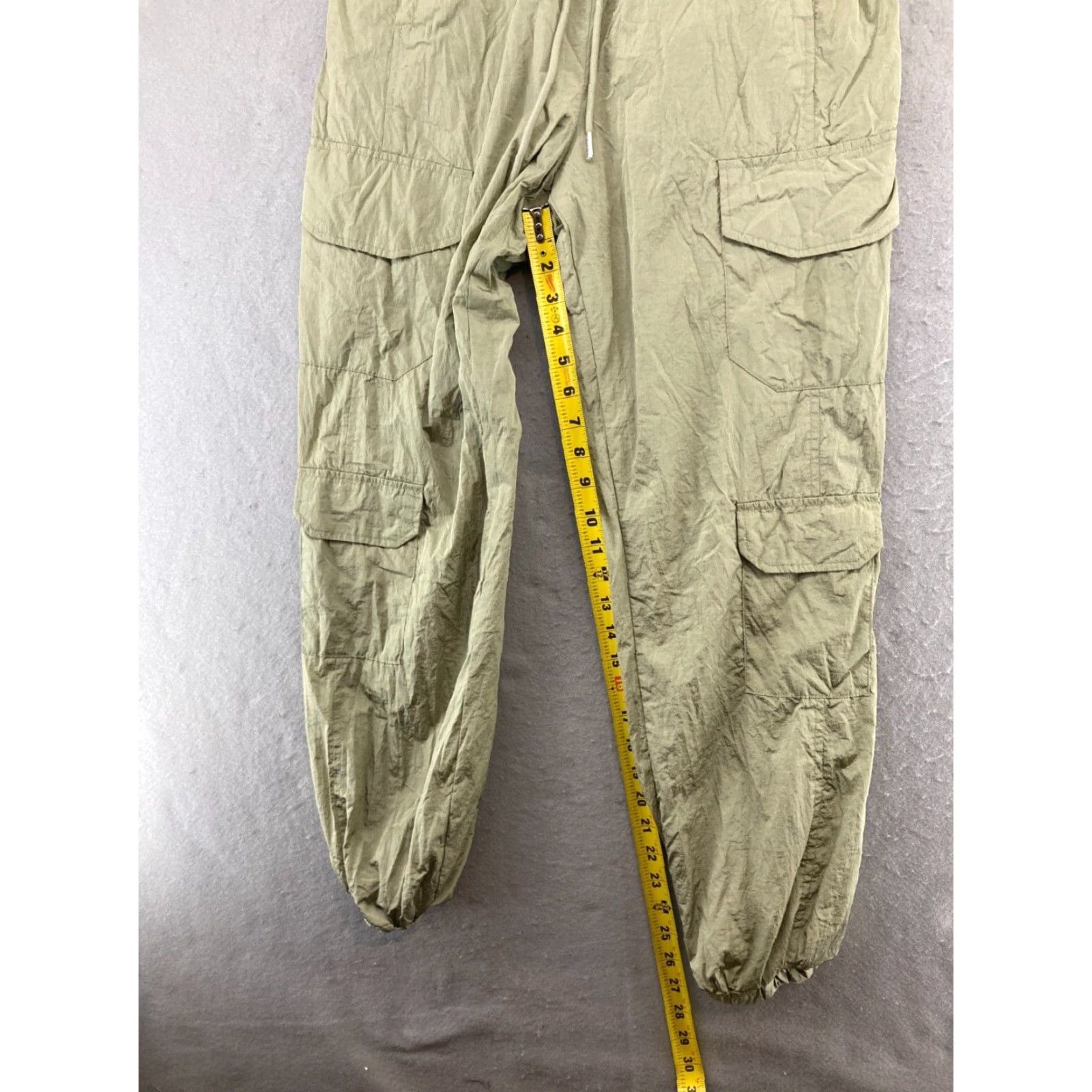 Forever 21 FOREVER 21 Womens Joggers Small Athletic Cargo Adjustable Waist - Green Nylon Slim Tapered Pants, Activewear, 27in Inseam, S Size 28" / US 6 / IT 42 - 5 Thumbnail