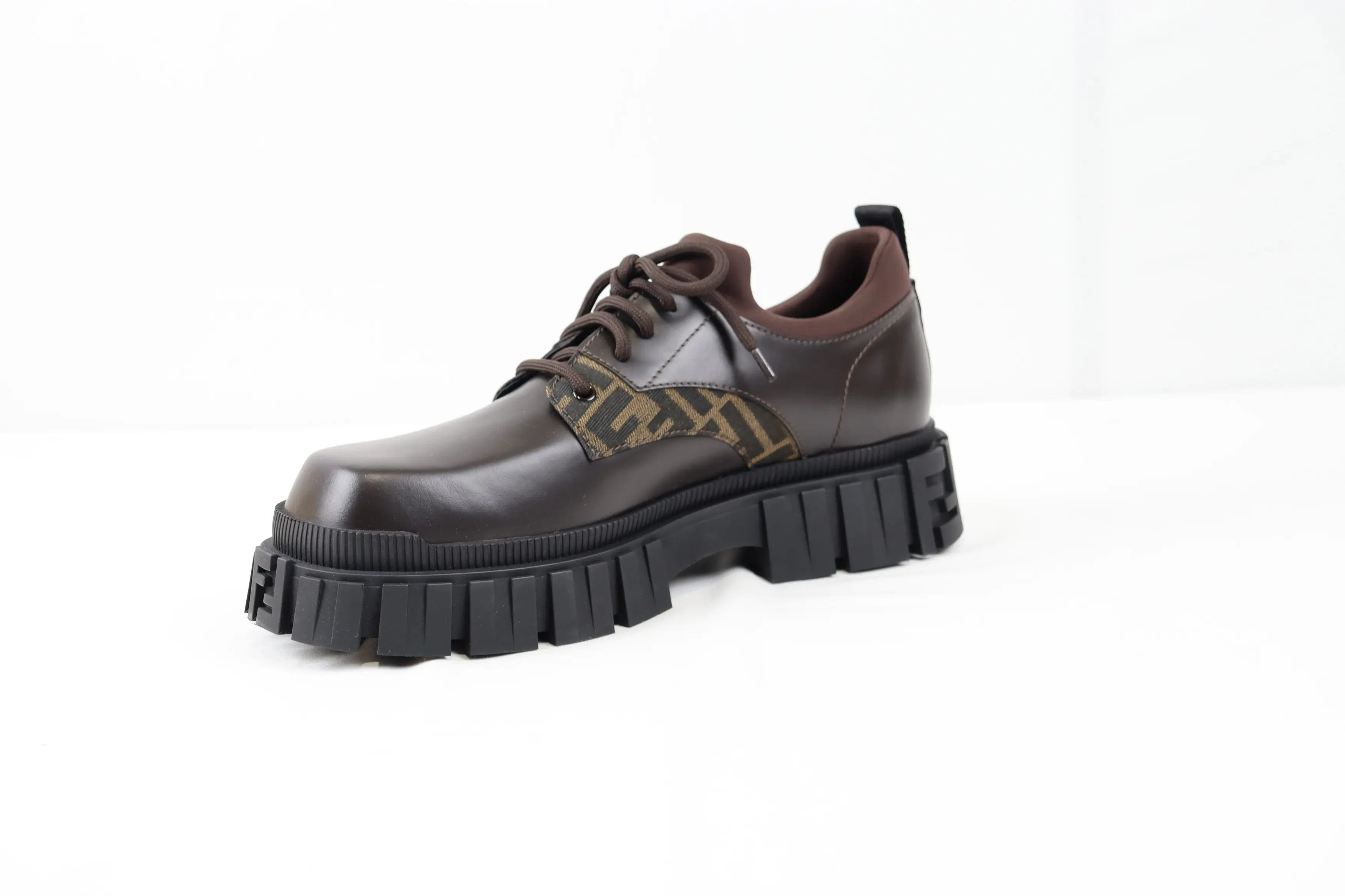 Fendi o1s1wg110125 Shoes in Brown Size US 7 / EU 40 - 2 Thumbnail
