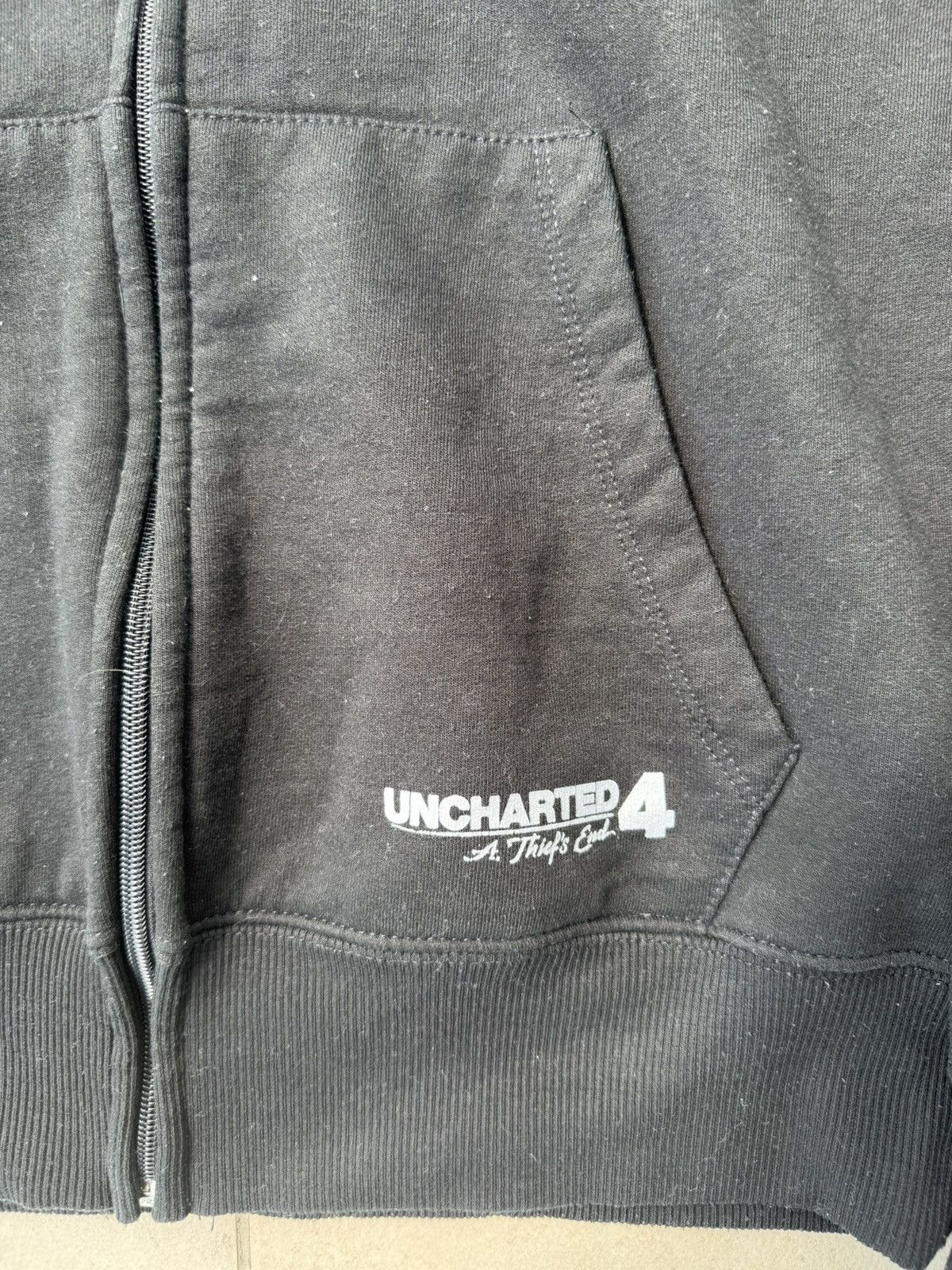 Other Zip hoodie uncharted 4 Size US M / EU 48-50 / 2 - 3 Thumbnail