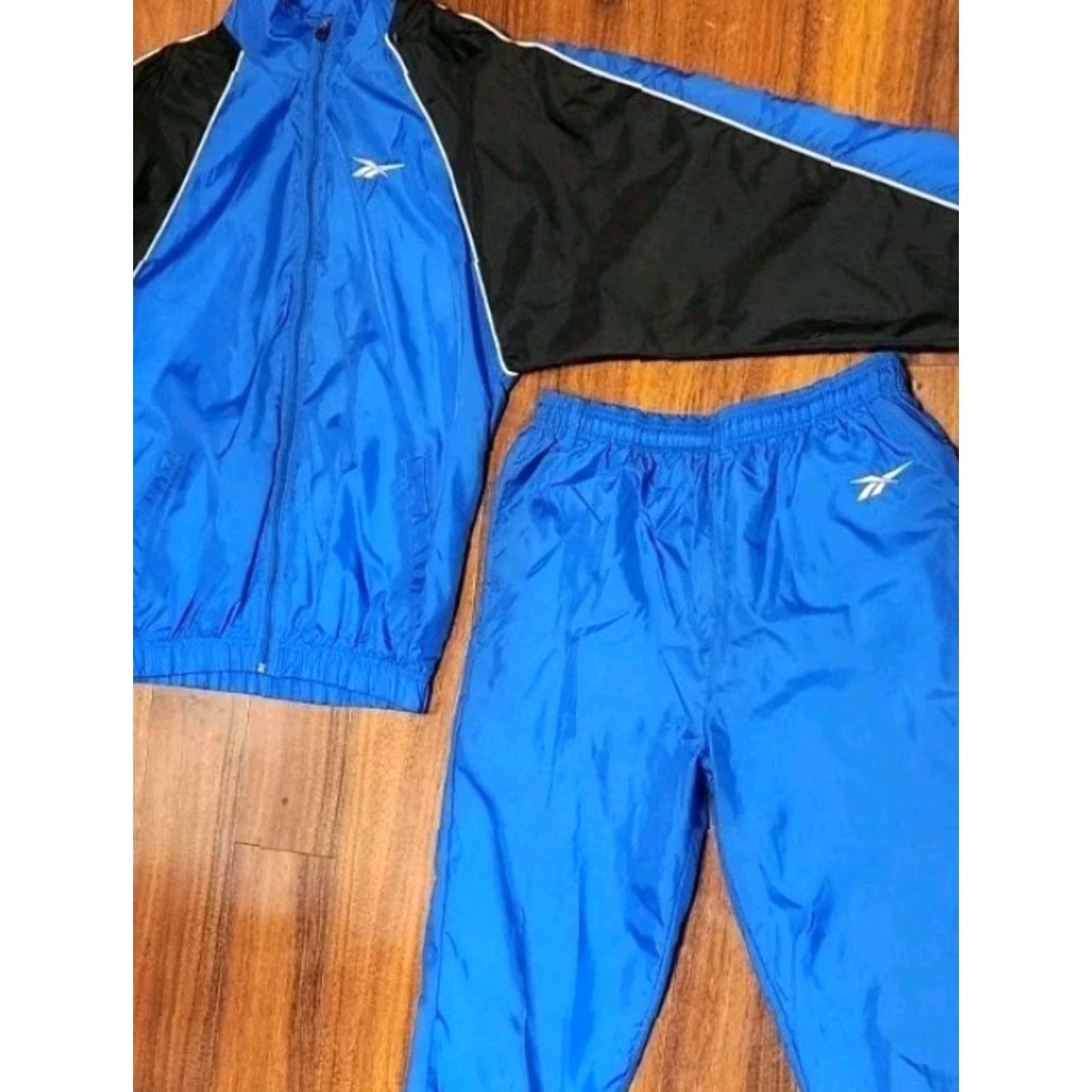 Reebok VINTAGE Reebok Track Suit Mens M Medium Blue Black Logo Nylon Lined Jacket Pants Set Size 40R - 3 Thumbnail