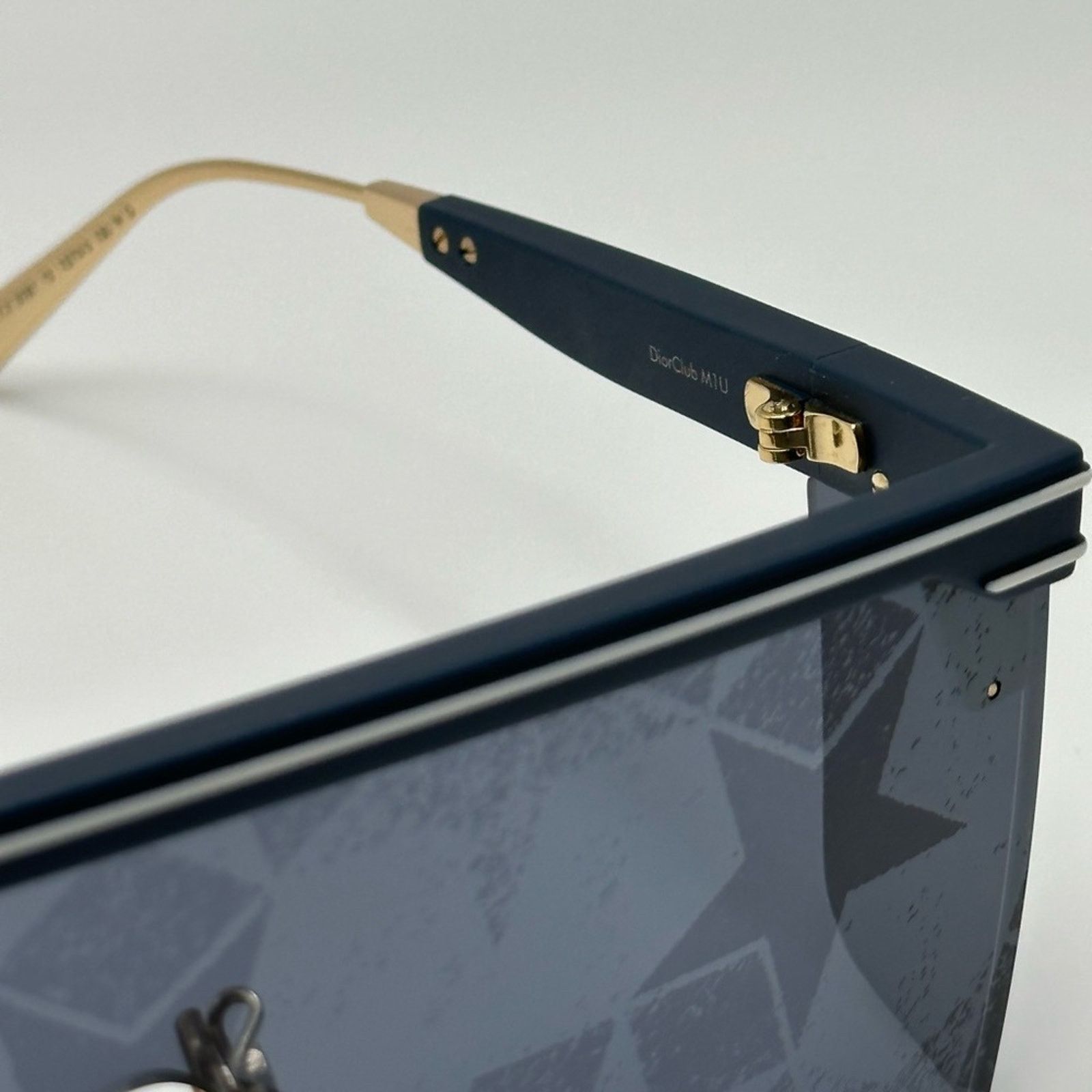 Dior NEW DIORCLUB M1UB7 Shiny Blue Unisex Oblique Mask Sunglasses Size ONE SIZE - 7 Thumbnail