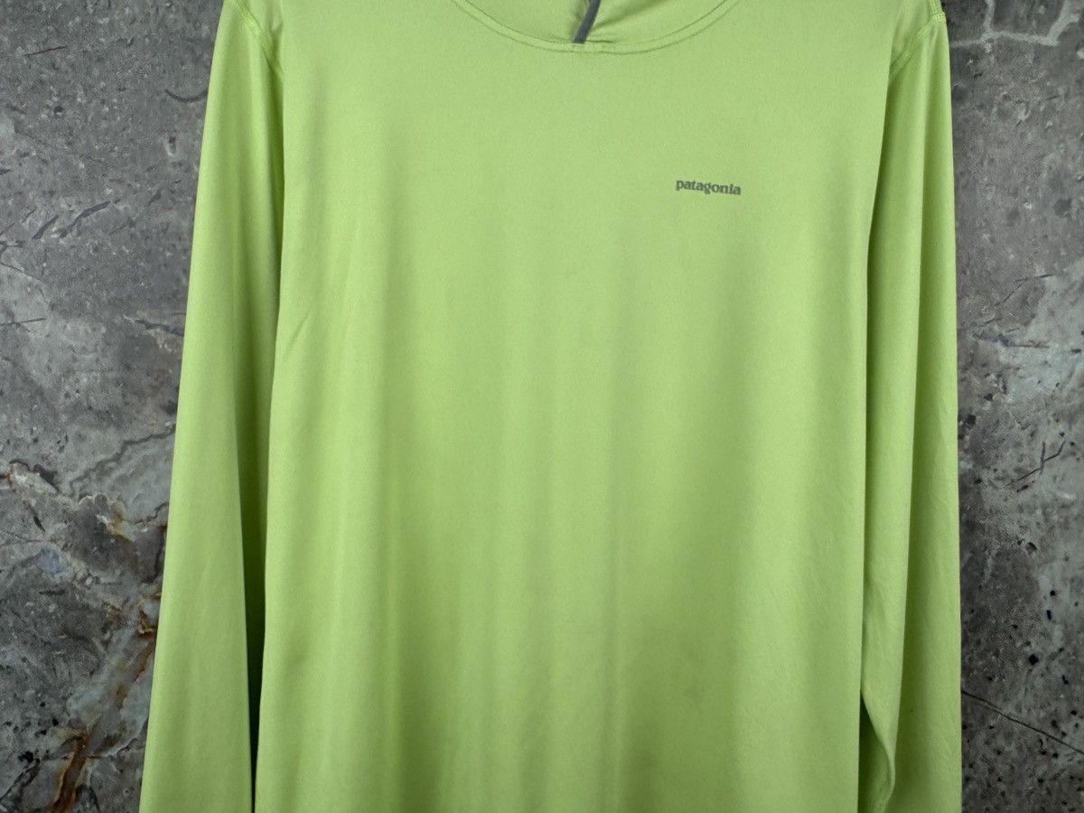 Patagonia Patagonia Lightweight Hooded Long Sleeve Shirt – Lime Green Size US L / EU 52-54 / 3 - 3 Thumbnail
