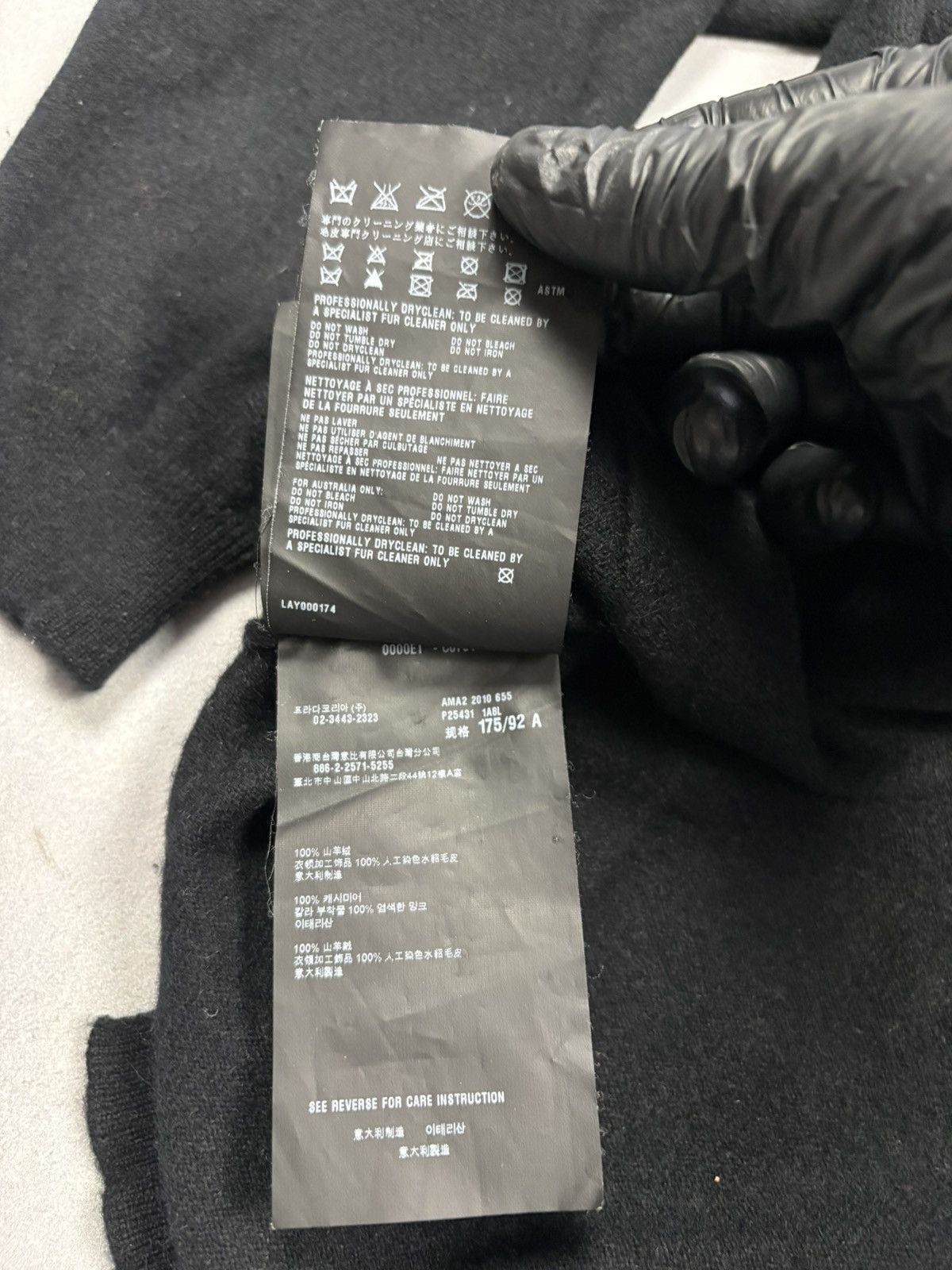 Prada Prada Milano Cashmere Cardigan Mink Fur Collar Black Size 46 Size L / US 10 / IT 46 - 22 Thumbnail