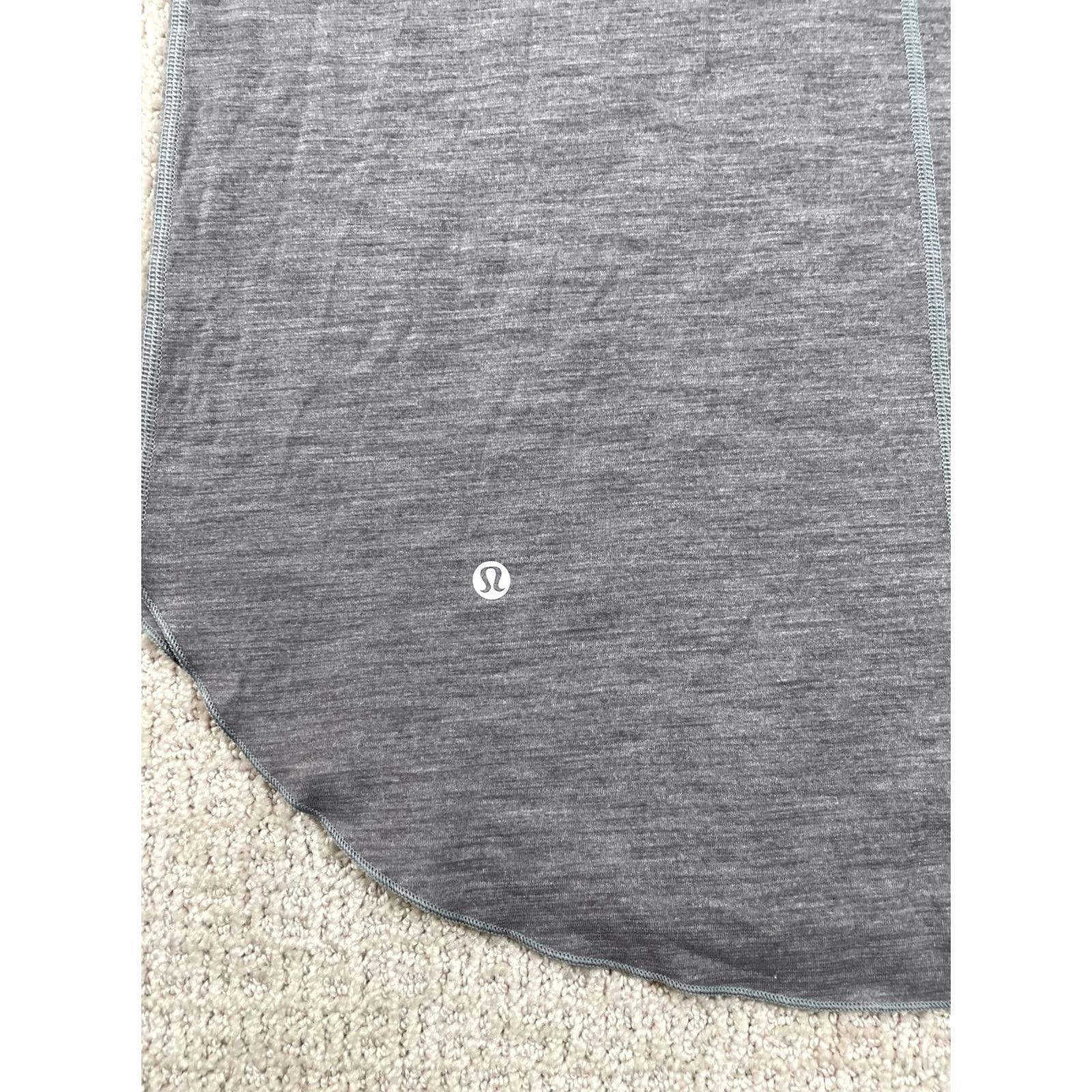 Lululemon Lululemon Tank Top Womens Size 4 Heathered Gray Open Back Cross Strap Stretch Size S / US 4 / IT 40 - 5 Thumbnail