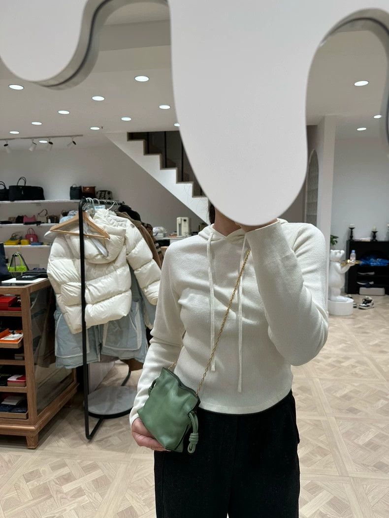 Loewe loewe Avocado green blessing bag 2503-Nextarrow Size ONE SIZE - 9 Thumbnail