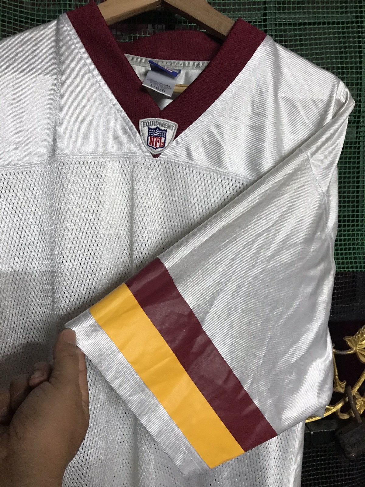 NFL Jersey tee V neck Reebok Equipment Size US L / EU 52-54 / 3 - 4 Thumbnail