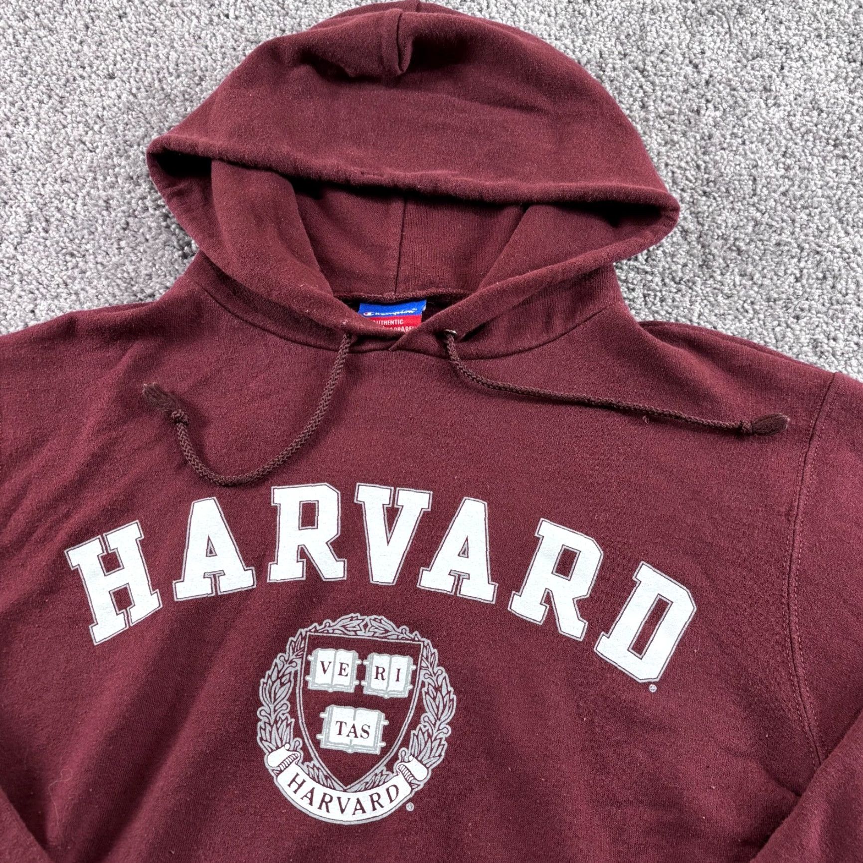 Champion Harvard University Hoodie Mens S Maroon Champion Ivy League Crest Hoodie Size US S / EU 44-46 / 1 - 2 Thumbnail