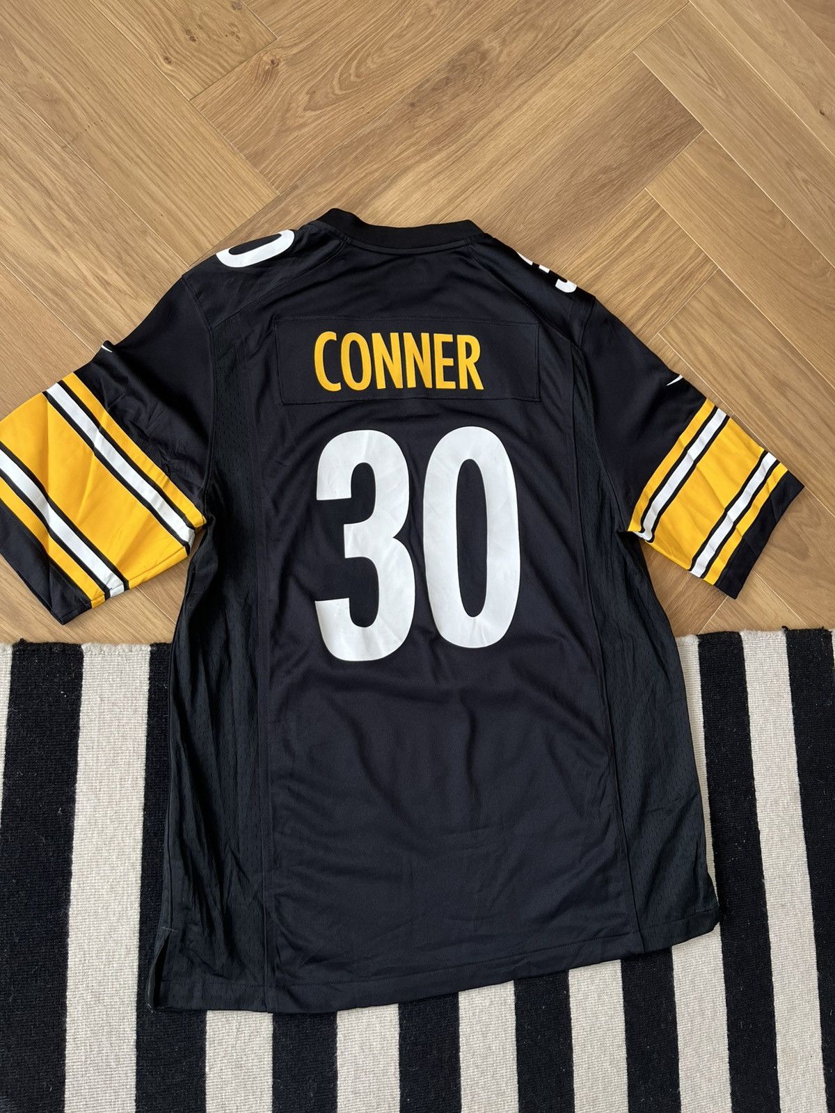 Nike Pittsburgh Steelers #30 James Conner NFL Jersey Men’s Size L Size US L / EU 52-54 / 3 - 8 Thumbnail