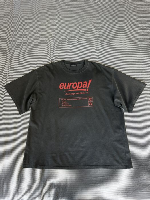 Balenciaga deals europa tee