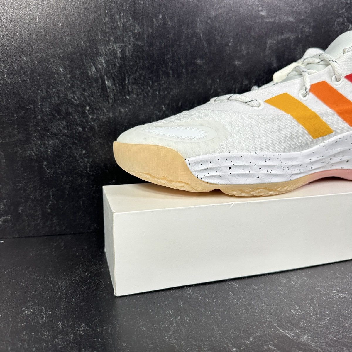 Adidas ADIDAS EXHIBIT A MIAMI HEAT MENS BASKETBALL SPECKLED WHITE Size US 10 / EU 43 - 6 Thumbnail