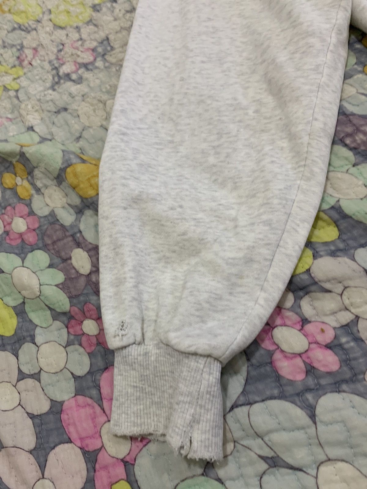 Cartoon Network Vintage Looney Tunes Bugs Bunny 90' Hoodie Size US XL / EU 56 / 4 - 10 Thumbnail