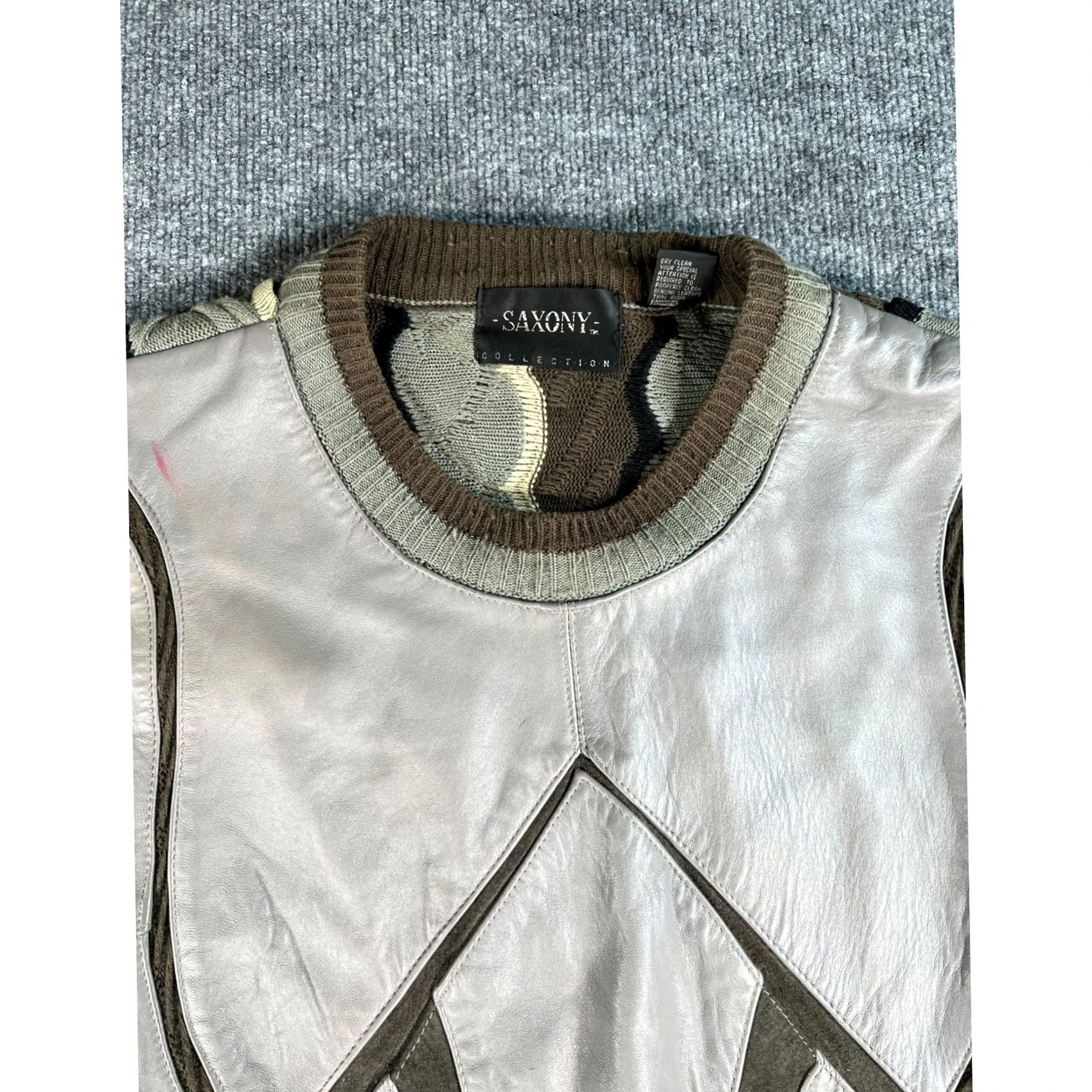 Vintage VINTAGE Saxony Collection Leather Suede Knit Sweater Mens 2XLT Gray Brown Patchwork 90s Size US XXL / EU 58 / 5 - 6 Thumbnail