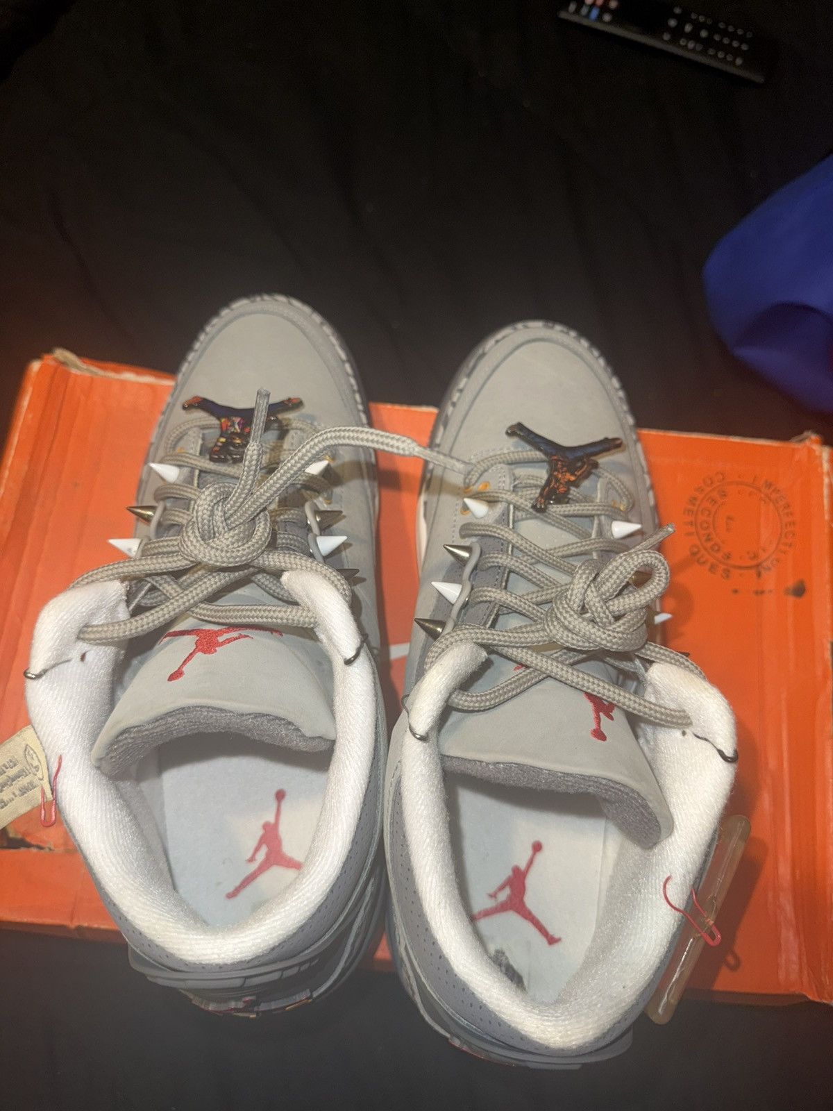 Jordan Brand Jordan 3 grey spiked biggie vs Tupac’s Size US 9 rare seepic Size US 9 / EU 42 - 3 Thumbnail