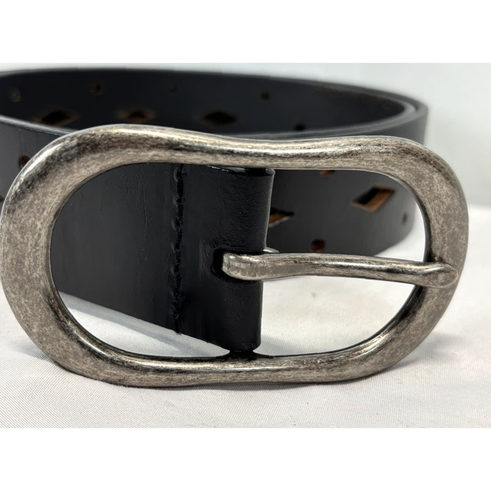 Vintage Unbranded Leather Cutout Belt Unisex Medium 31-35in Brown Boho 1.5in Wide Size ONE SIZE - 2 Thumbnail