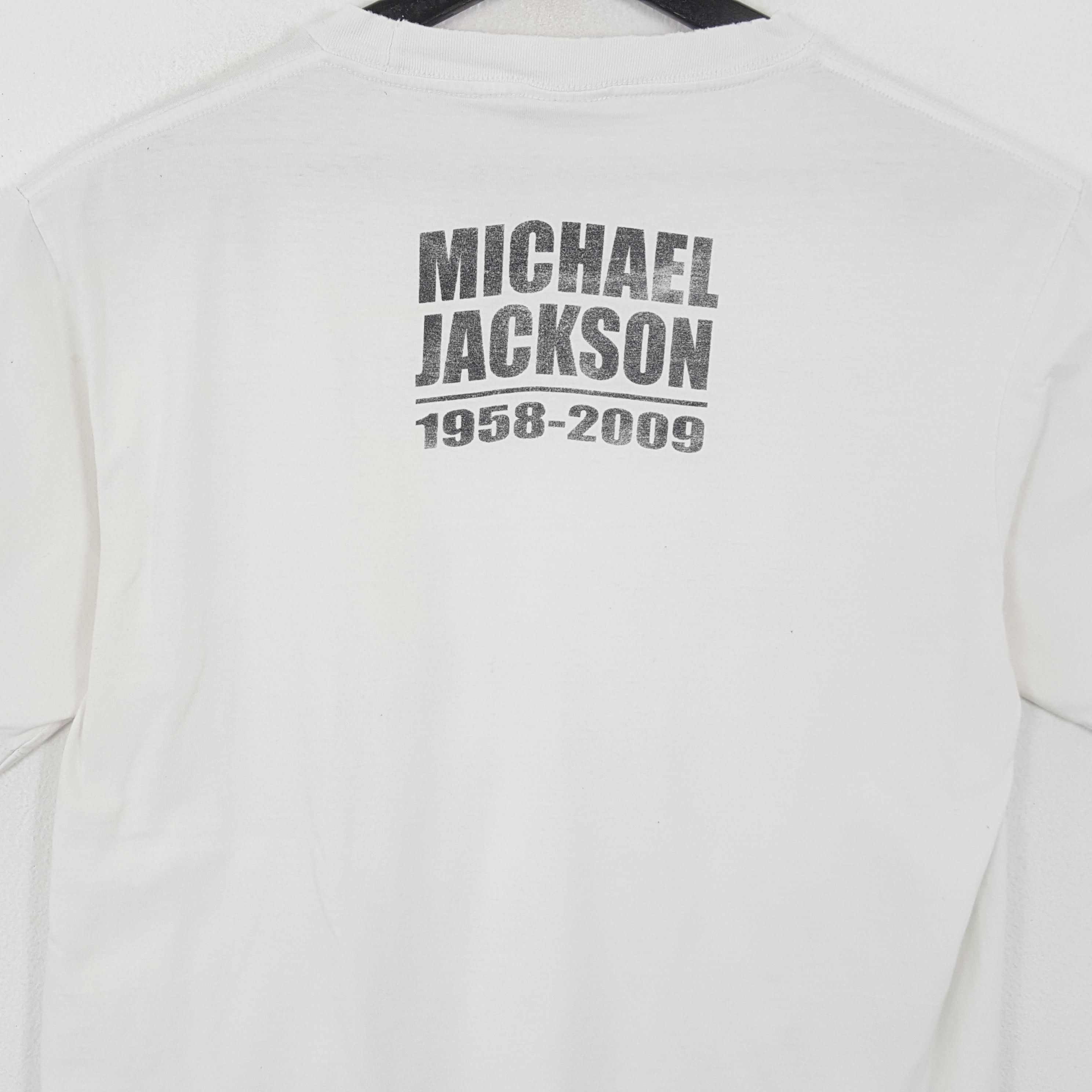 Band Tees × Michael Jackson × Vintage MICHAEL JACKSON Tshirt Singer Music Phototees Style Size US L / EU 52-54 / 3 - 4 Thumbnail