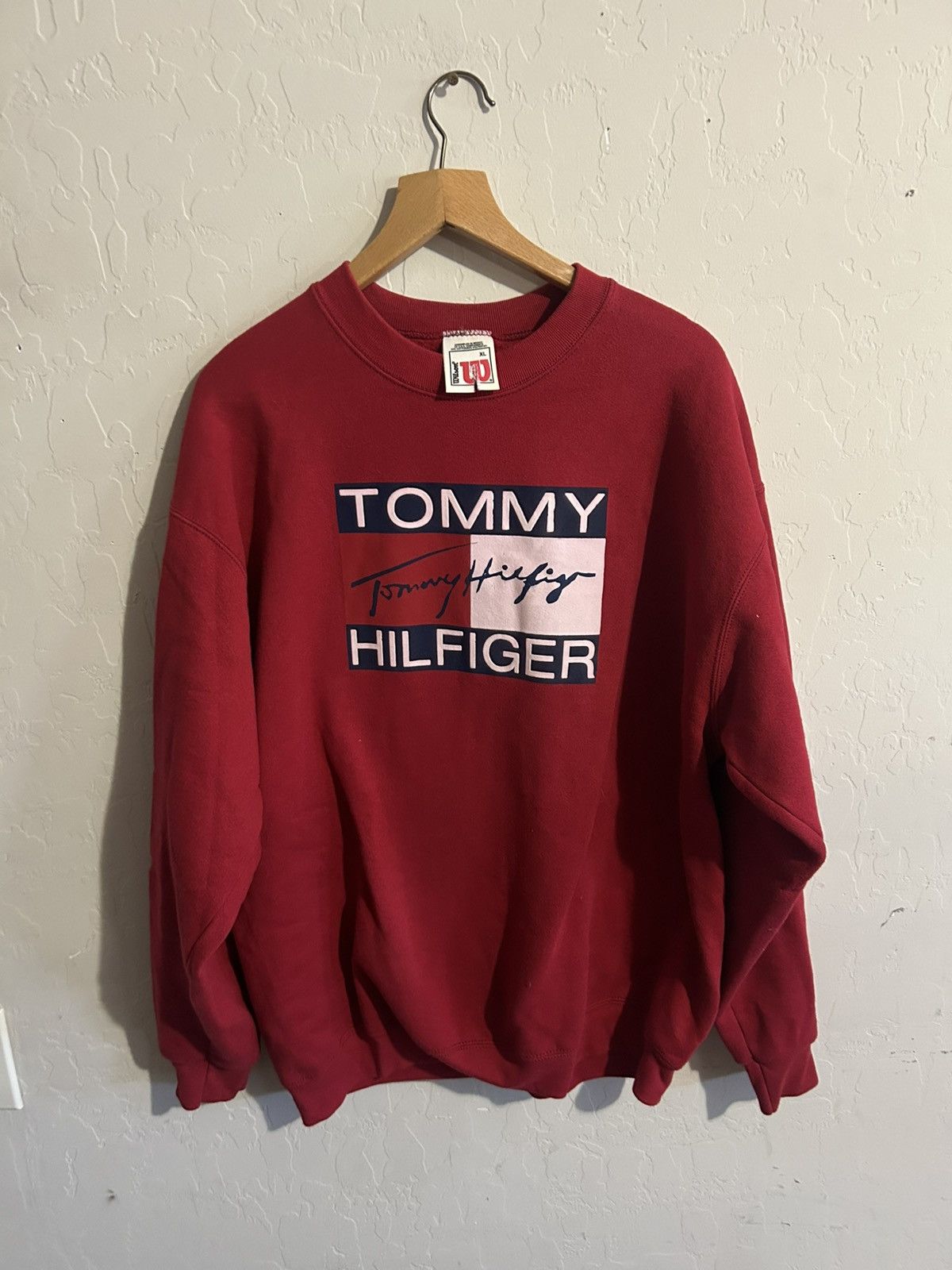 Tommy Hilfiger Vintage Bootleg Tommy Hilfiger Crewneck Size XL Size US XL / EU 56 / 4 - 4 Thumbnail