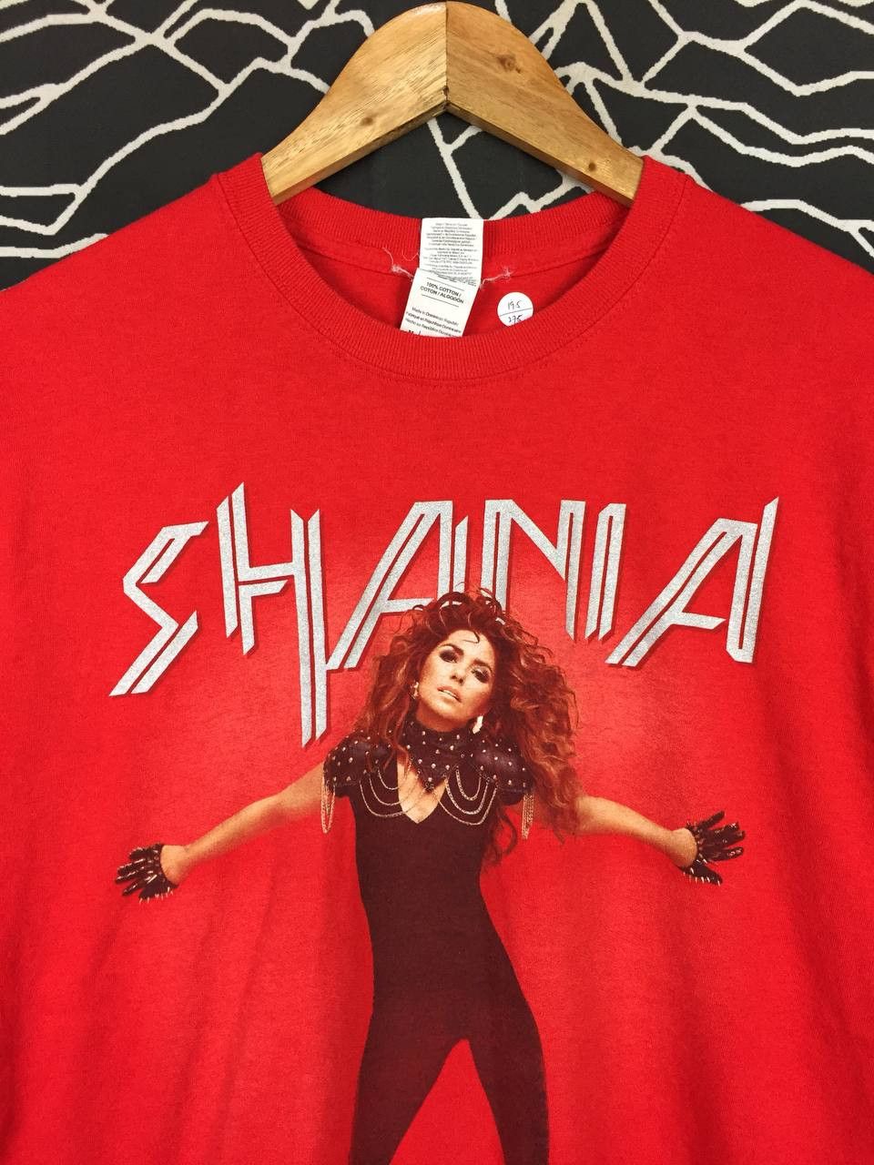 Band Tees Shania Twain Rock This Country Tour Concert Tee Size US M / EU 48-50 / 2 - 3 Thumbnail