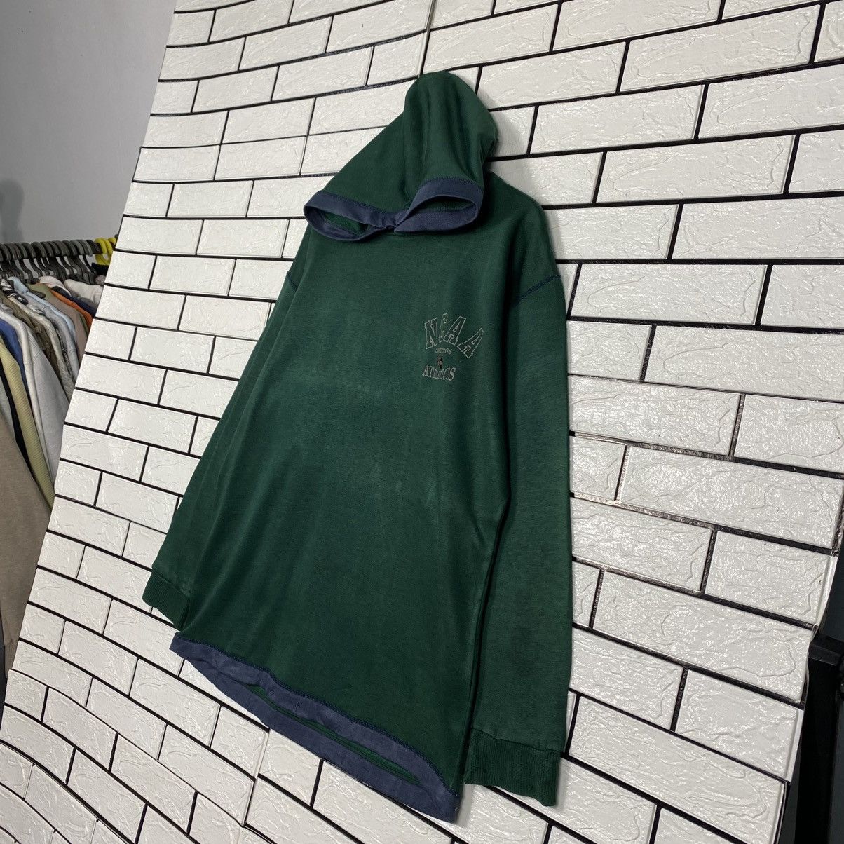 Japanese Brand 📌Vintage Hoodie Pull Over NCAA Big Logo Sportswear Size US L / EU 52-54 / 3 - 3 Thumbnail