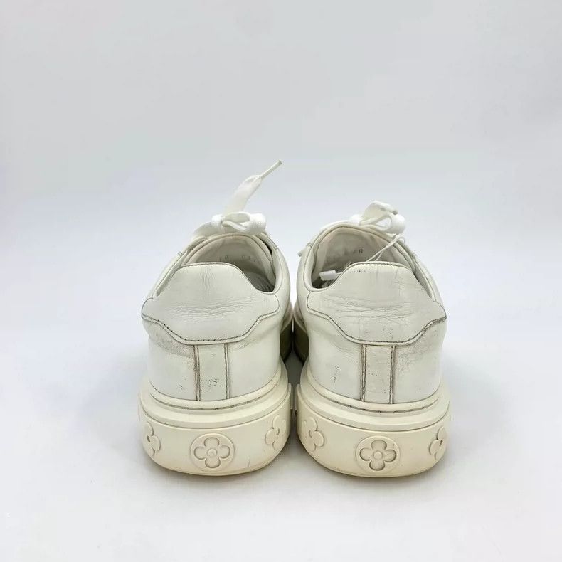 Louis Vuitton Louis Vuitton White side logo printed lace-up platform cas Size US 5 / EU 37 - 4 Thumbnail