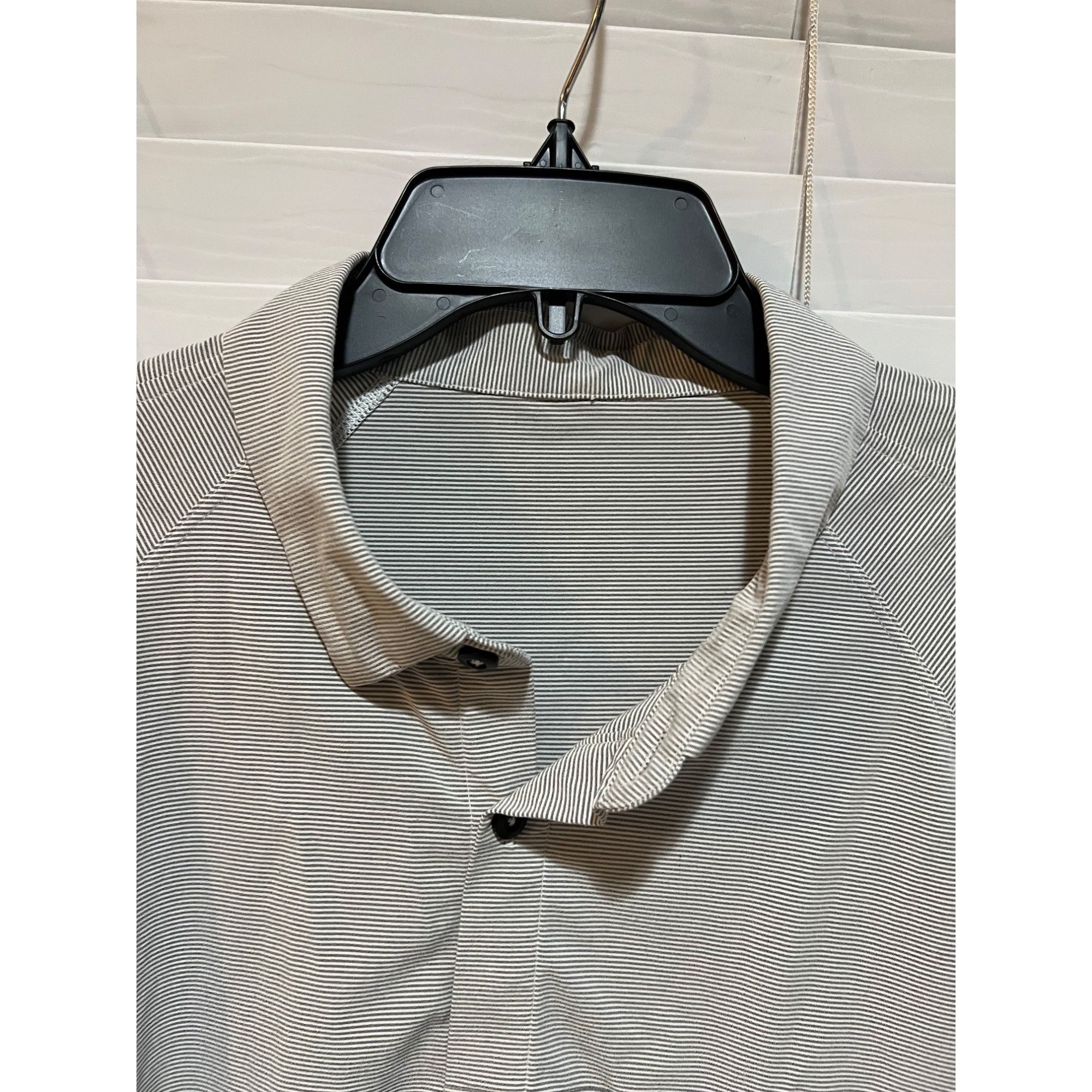 Lululemon Lululemon Long Sleeve Button Up Shirt - Size XL Size US XL / EU 56 / 4 - 3 Thumbnail
