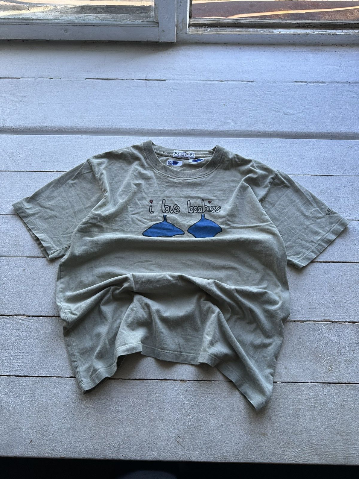 Vintage HUMOR 🚨 18+ I LOVE BOOBIES TITS BIG LOGO BOXY VNTG TEE Size US L / EU 52-54 / 3 - 1 Thumbnail