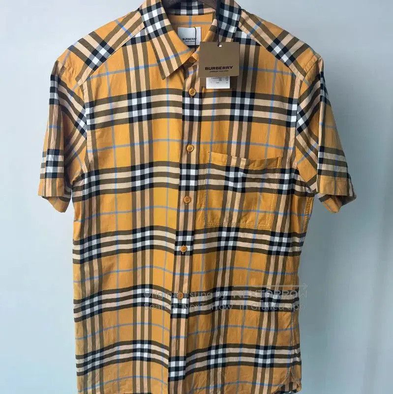 Burberry Burberry Khaki Short Sleeve Women's Shirt. Size S / US 4 / IT 40 - 1 Thumbnail