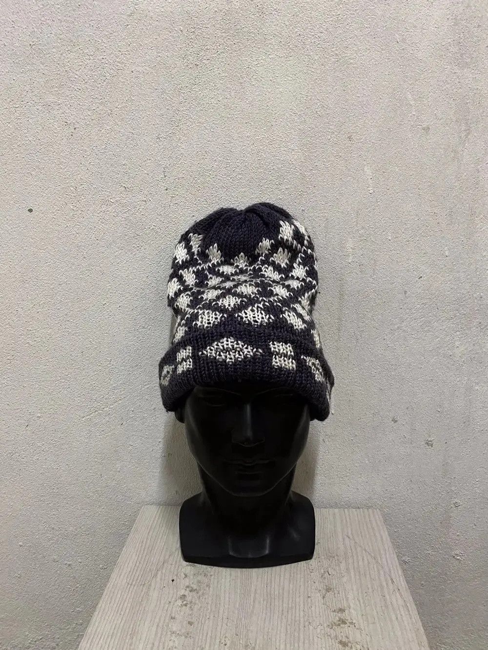 Japanese Brand Rare Design Knit Japanese Brand Beanie Hat Size ONE SIZE - 2 Thumbnail