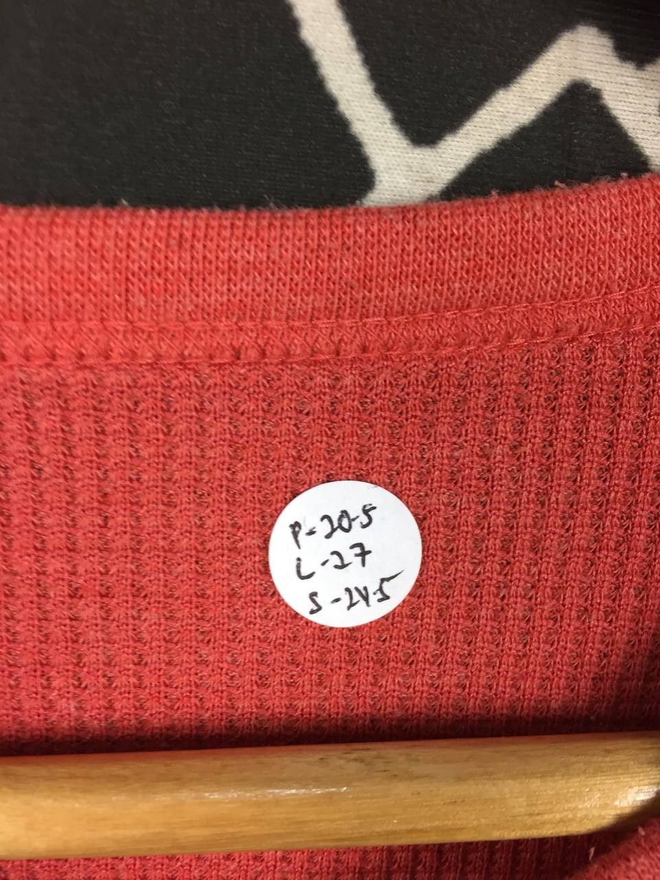 Uniqlo Uniqlo Waffle Knit Coral Salmon Red Minimalist Henley Tee Size US L / EU 52-54 / 3 - 8 Thumbnail