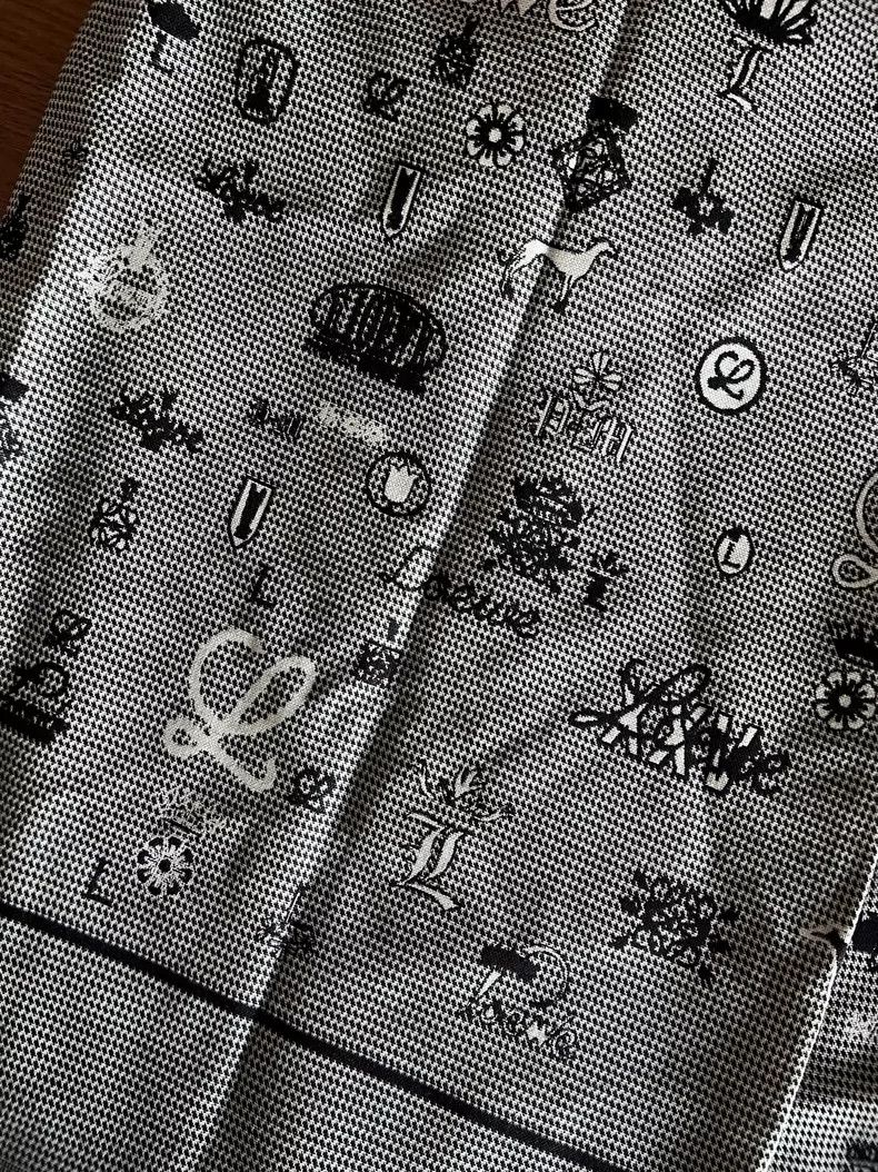 Loewe Loewe Oversized Printed Scarf - dmc Size ONE SIZE - 1 Thumbnail
