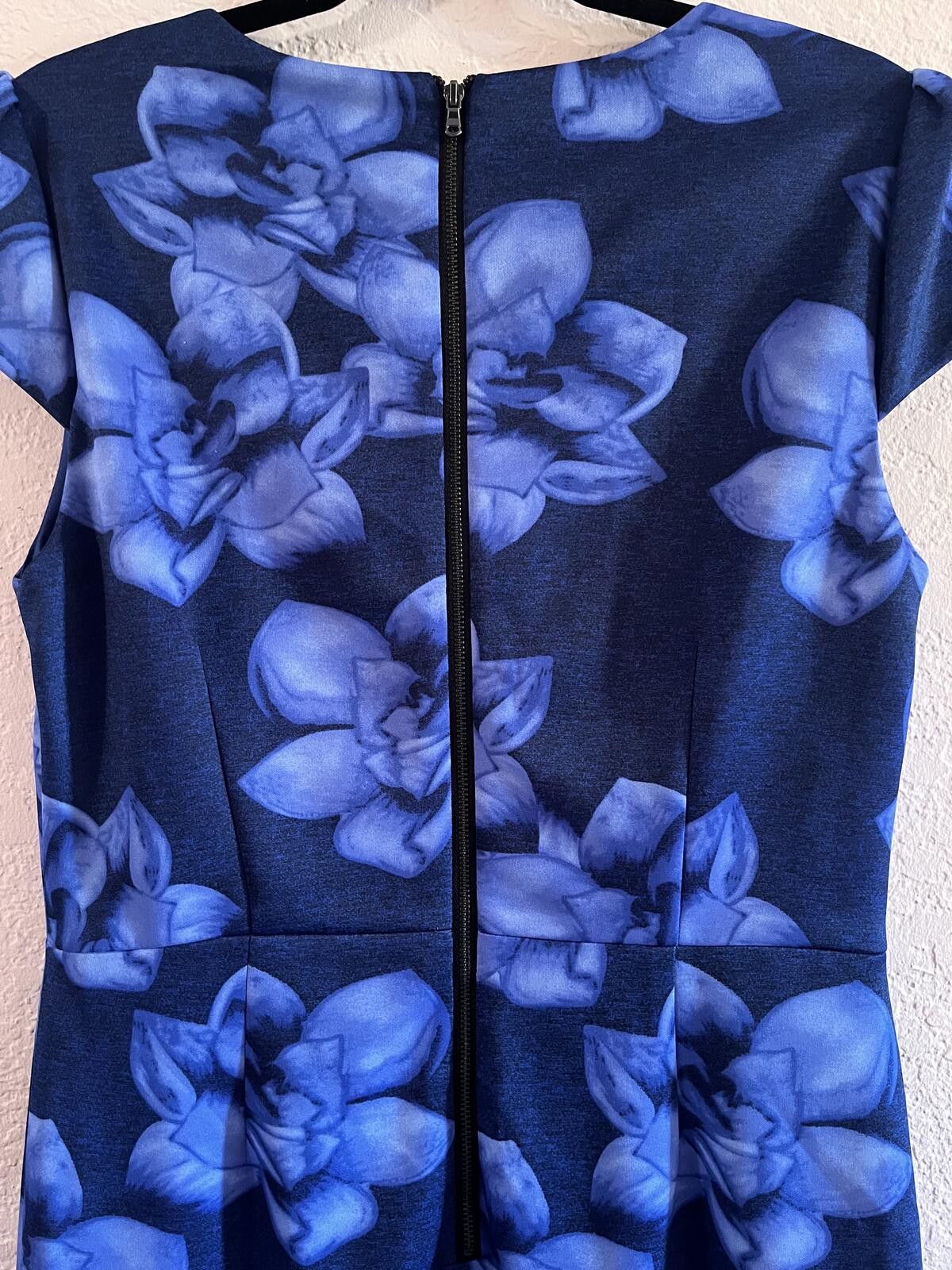Other Betsey Johnson Blue Floral Sheath Dress Size M / US 6-8 / IT 42-44 - 7 Thumbnail