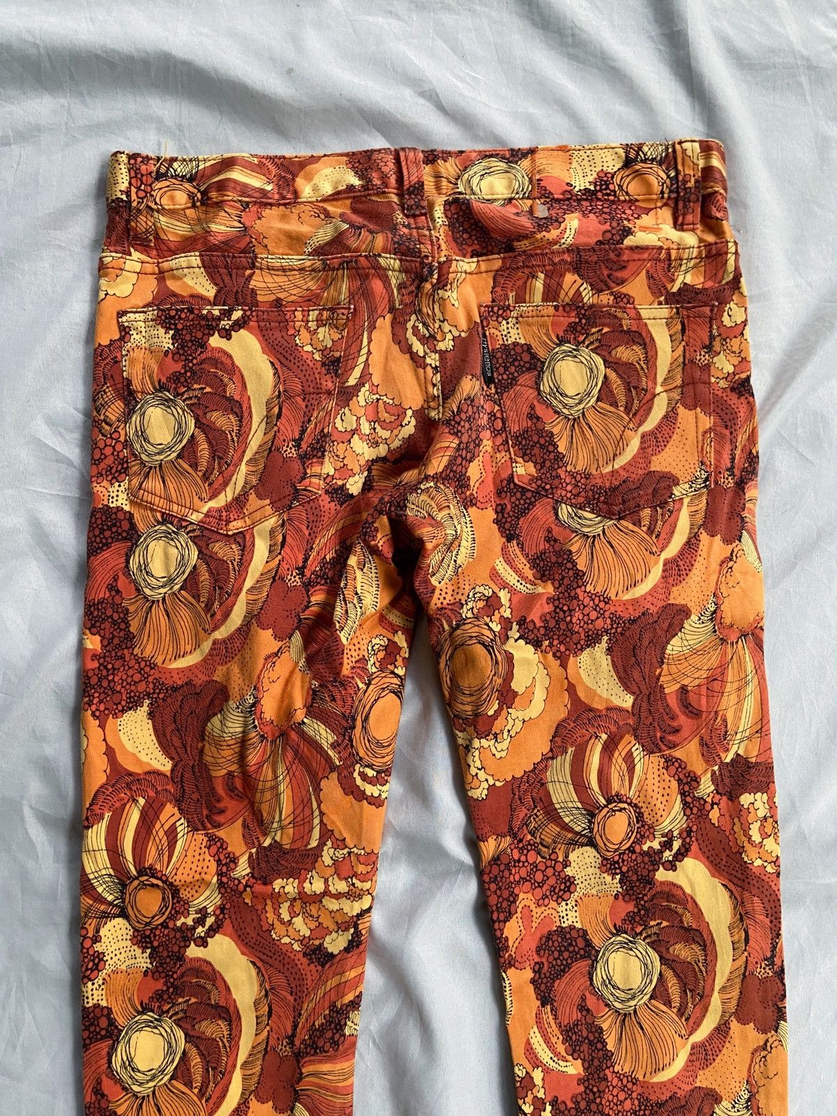 Hysteric Glamour HYSTERIC GLAMOUR PRINTED FLOWERS FLARED PANTS Size 29" - 14 Thumbnail