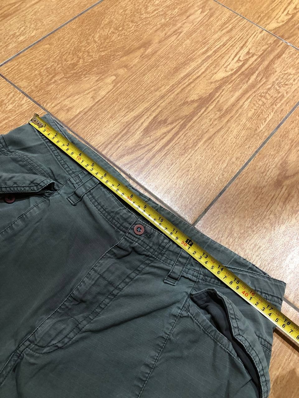 Nike Vintage Nike Shorts distressed Cargo Green Khaki Y2K Size US 34 / EU 50 - 13 Thumbnail
