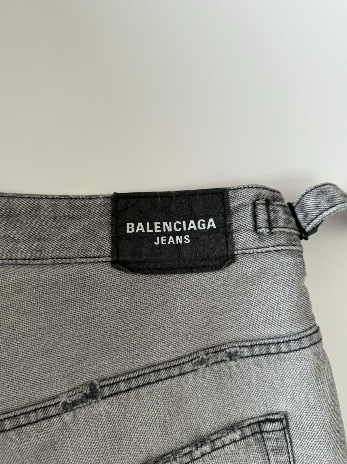 Balenciaga Balenciaga Grey Denim Skater Shorts Size US 36 / EU 52 - 3 Thumbnail