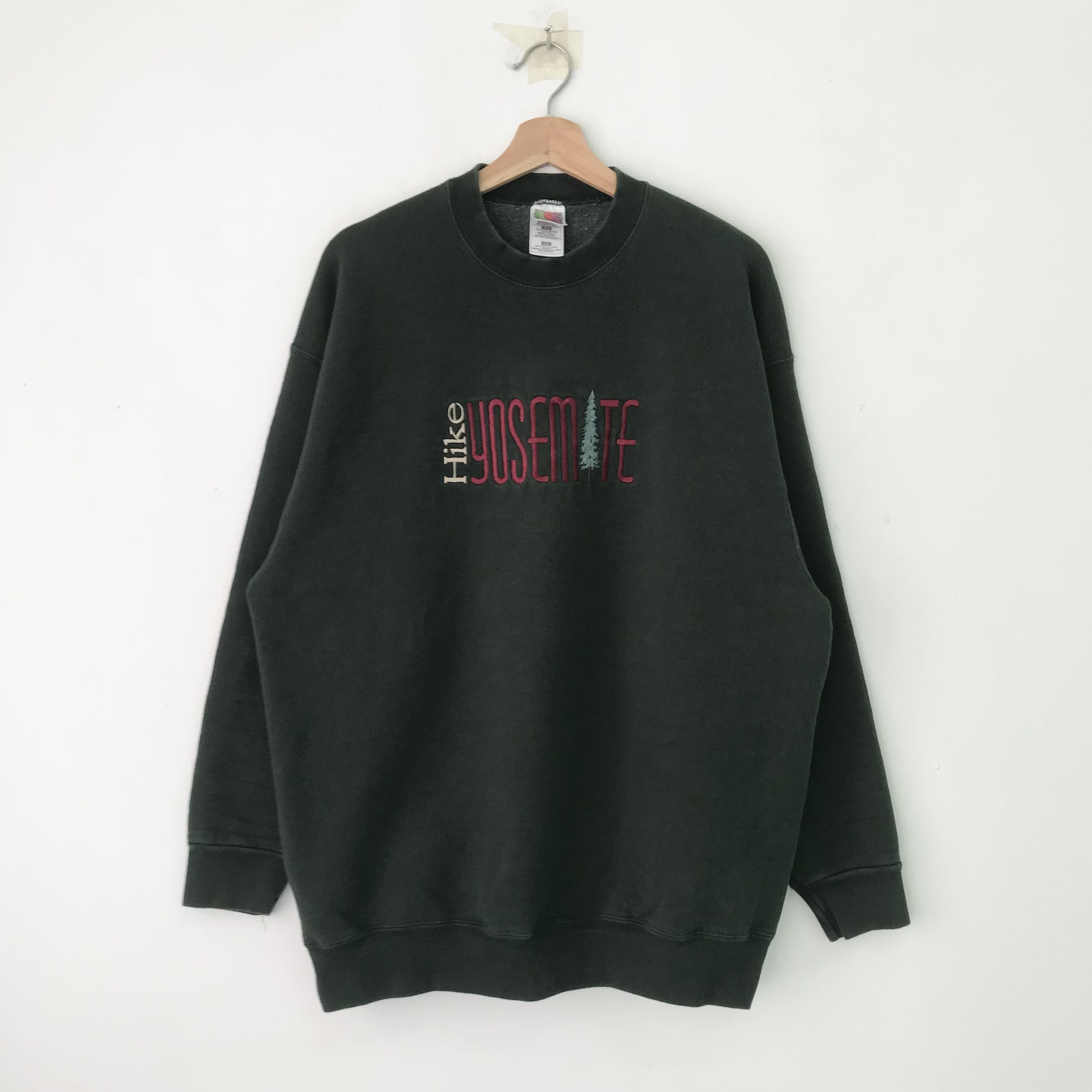 Vintage Vintage 90's Hike Yosemite Green Sweatshirt - 488 Size US L / EU 52-54 / 3 - 1 Thumbnail