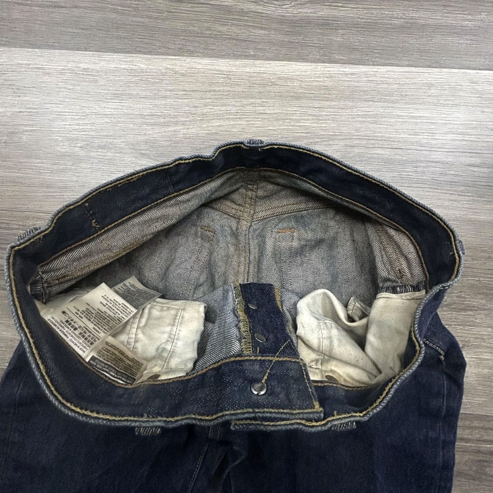 Levi's Levi's 501 Jeans Indigo Blue Wash Straight Leg Button Fly Denim 30x30 Mens Leather Patch 5-PocketVintage No Size US 30 / EU 46 - 5 Thumbnail
