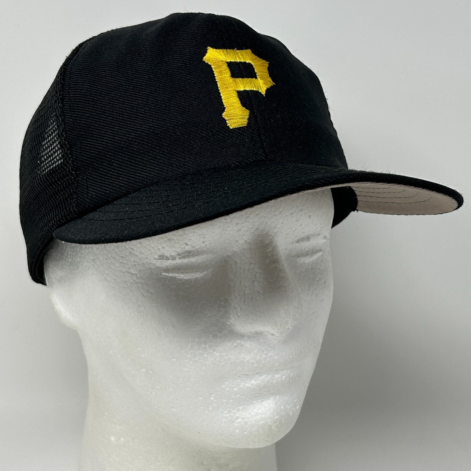 Vintage Vintage Pittsburgh Pirates Trucker Hat Baseball Cap Black Size ONE SIZE - 9 Thumbnail