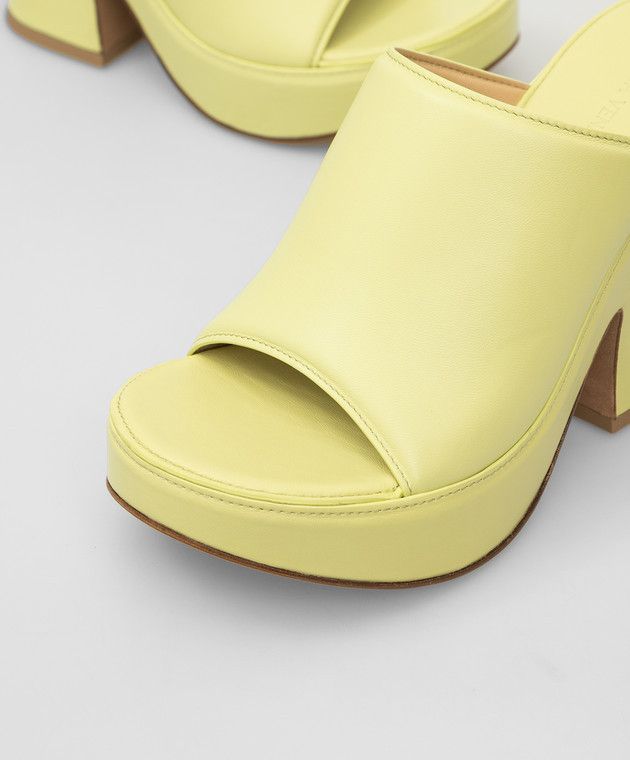 Bottega Veneta o1y0725 Mules in Lime Green Size US 6 / IT 36 - 4 Thumbnail
