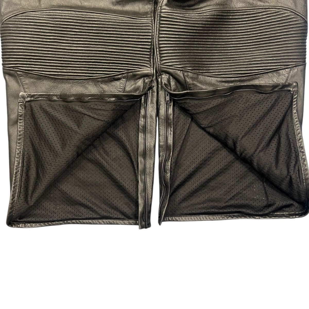 Balenciaga BALENCIAGA 2024SS Demna Gvasalia Leather Biker Racing Pants Size US 32 / EU 48 - 16 Thumbnail