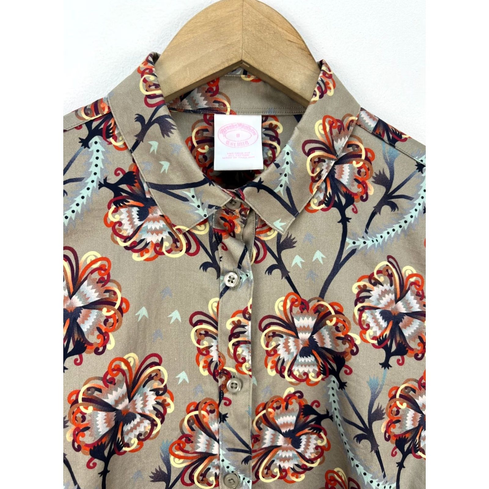 Brooks Brothers Brooks Brothers Cotton Shirt Blouse Floral Print Women's Size US 8 Size M / US 6-8 / IT 42-44 - 2 Thumbnail