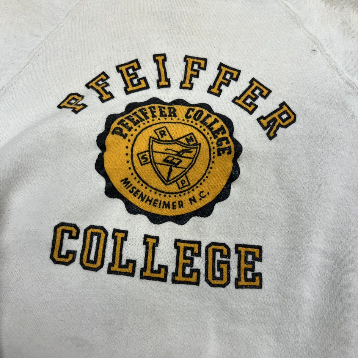Vintage Vintage 1960s collegiate sweatshirt Size US M / EU 48-50 / 2 - 2 Thumbnail