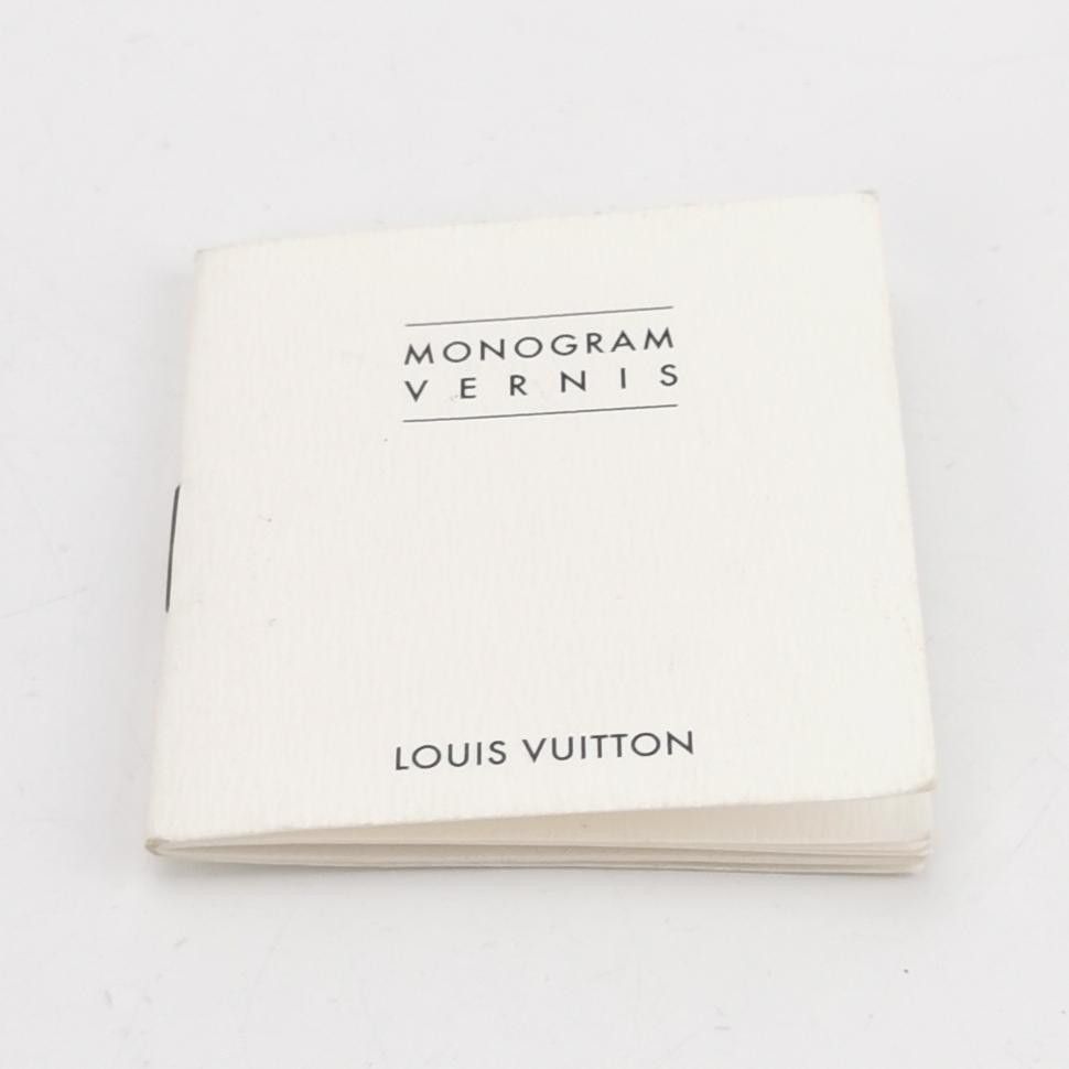 Louis Vuitton Louis Vuitton (LV) Antique Leather Embossed Waist Bag and C Size ONE SIZE - 9 Thumbnail