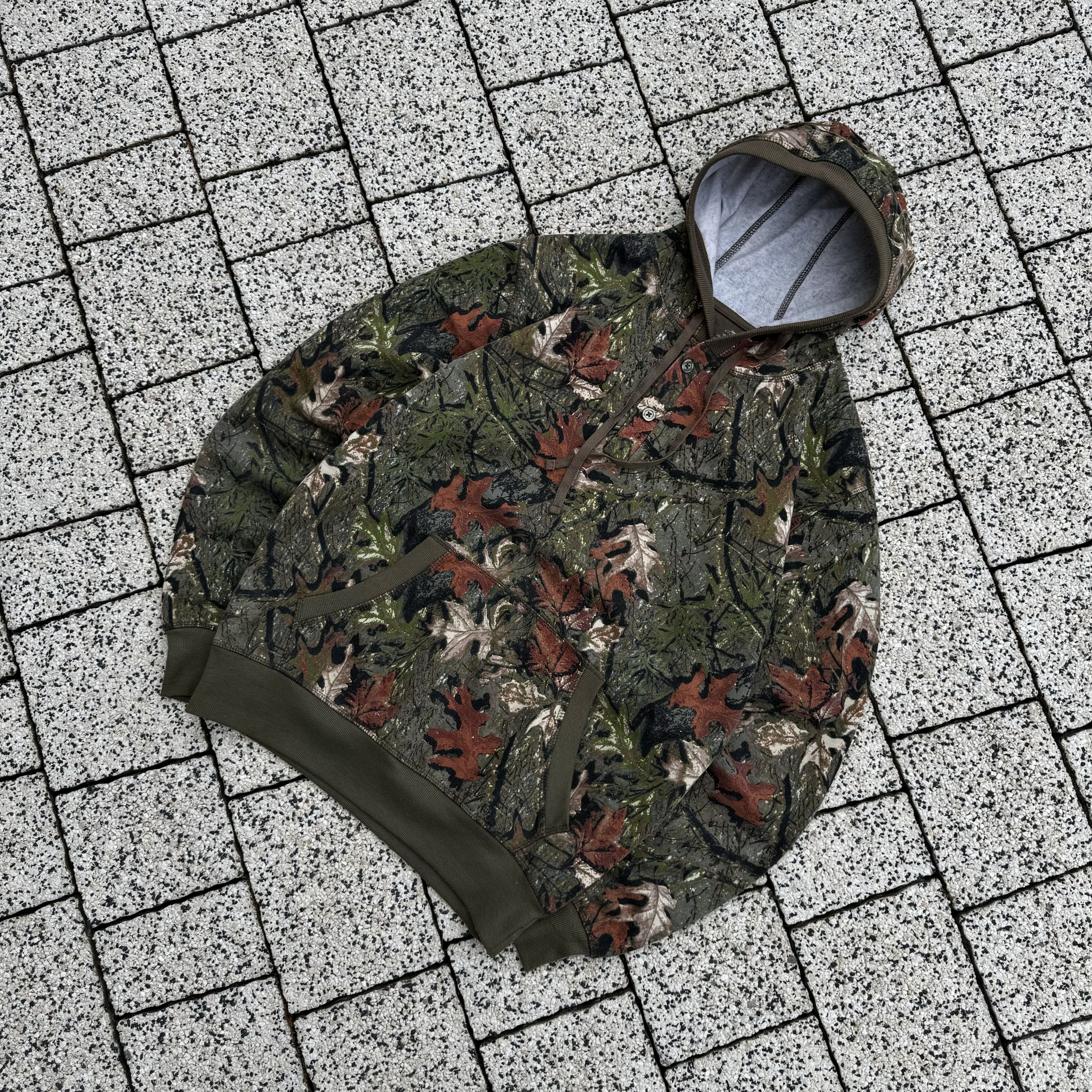 Vintage VINTAGE CAMO BAGGY HOODIE Y2K MILITARY MOSSY OAKS Y2K Size US M / EU 48-50 / 2 - 1 Thumbnail